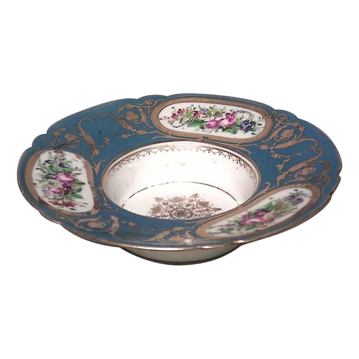 Pair of French Victorian Sevres Porcelain Bowls For Sale