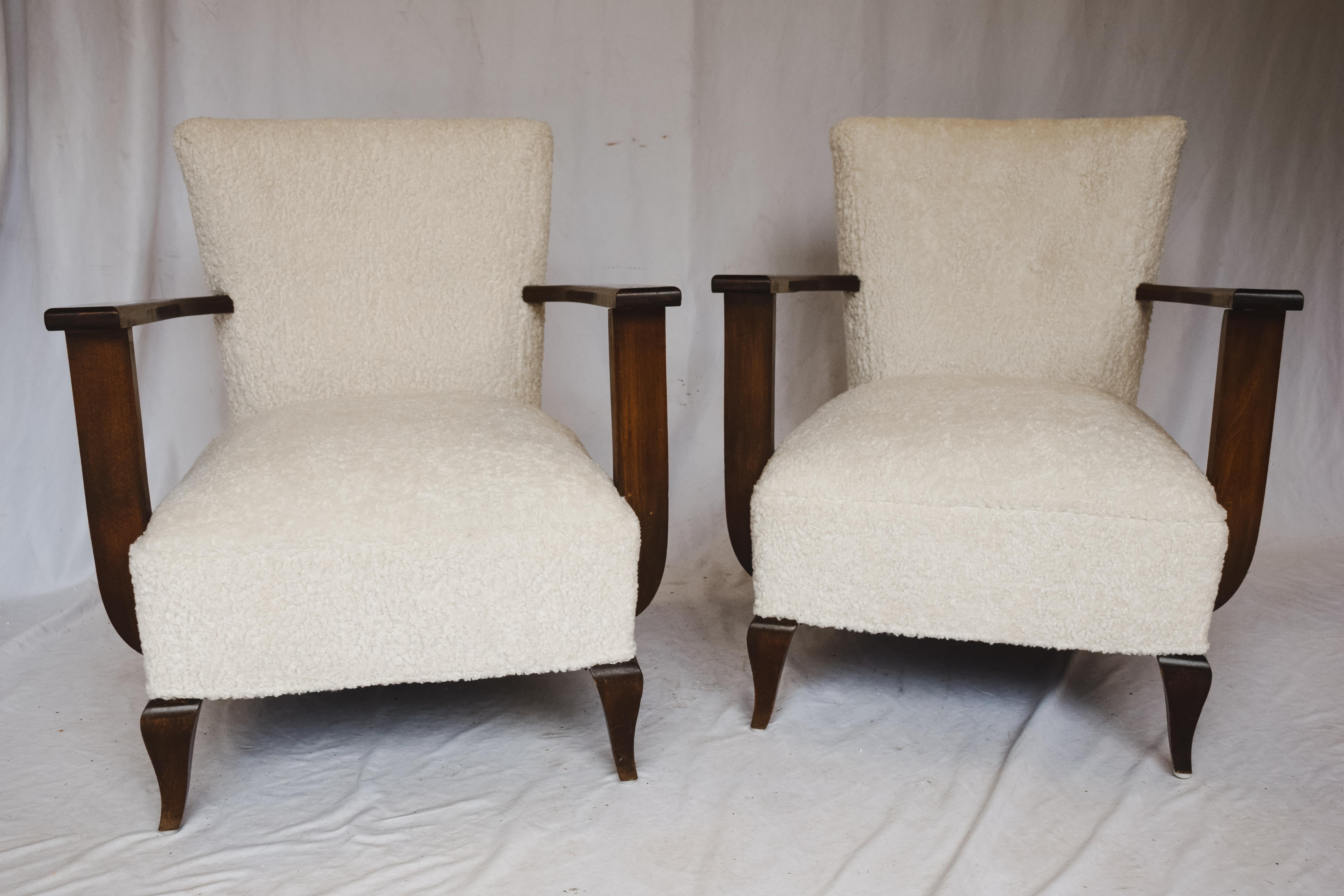 Pair of French Vintage Armchairs In Good Condition In Houston, TX