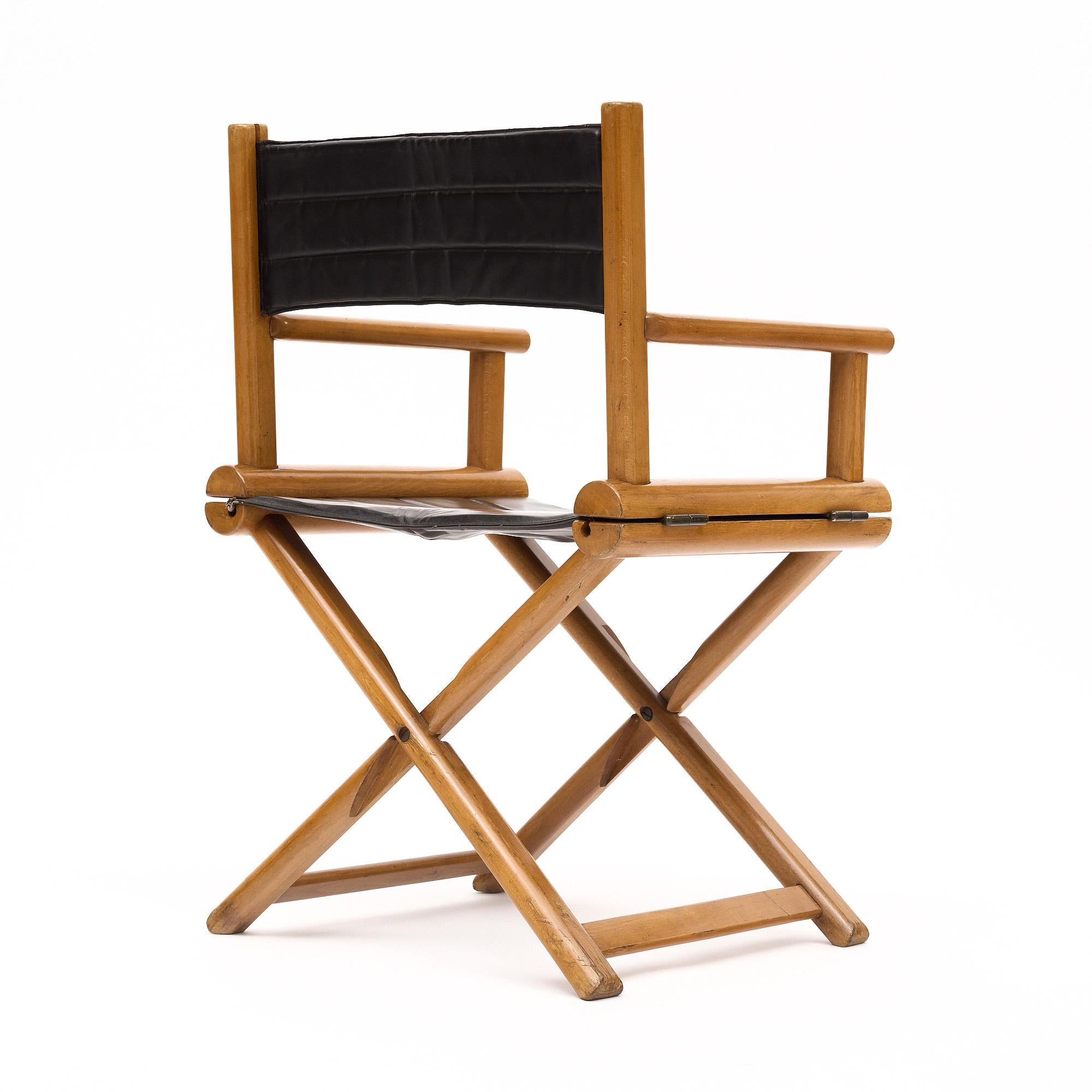 Pair of French Vintage Leather Folding Chairs For Sale 3
