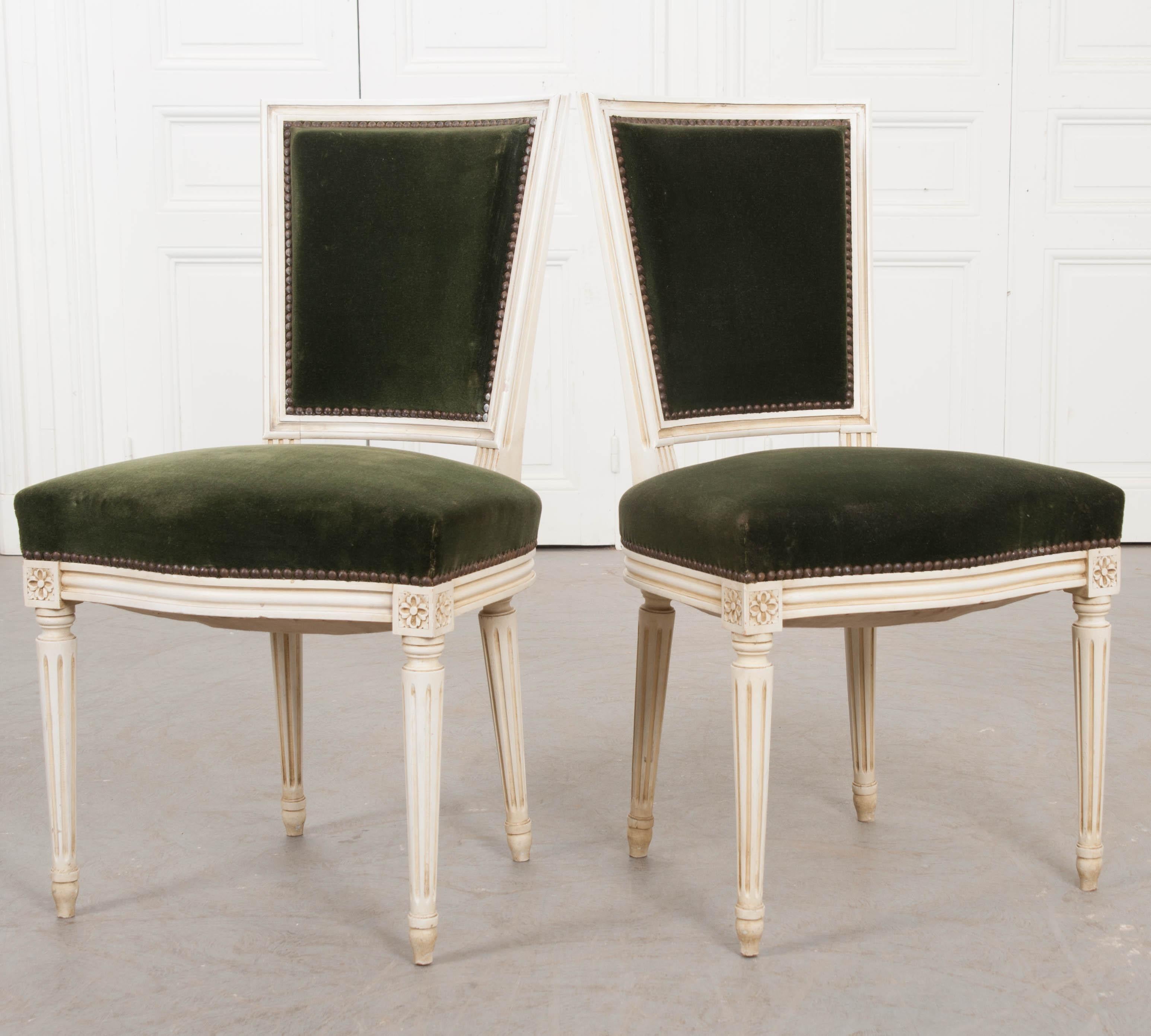 Pair of French Vintage Louis XVI Painted Side Chairs 1