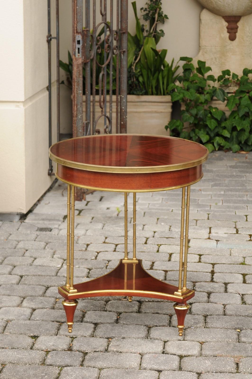 Pair of French Vintage Quarter-Veneered Mahogany and Brass Circular Tables In Good Condition In Atlanta, GA