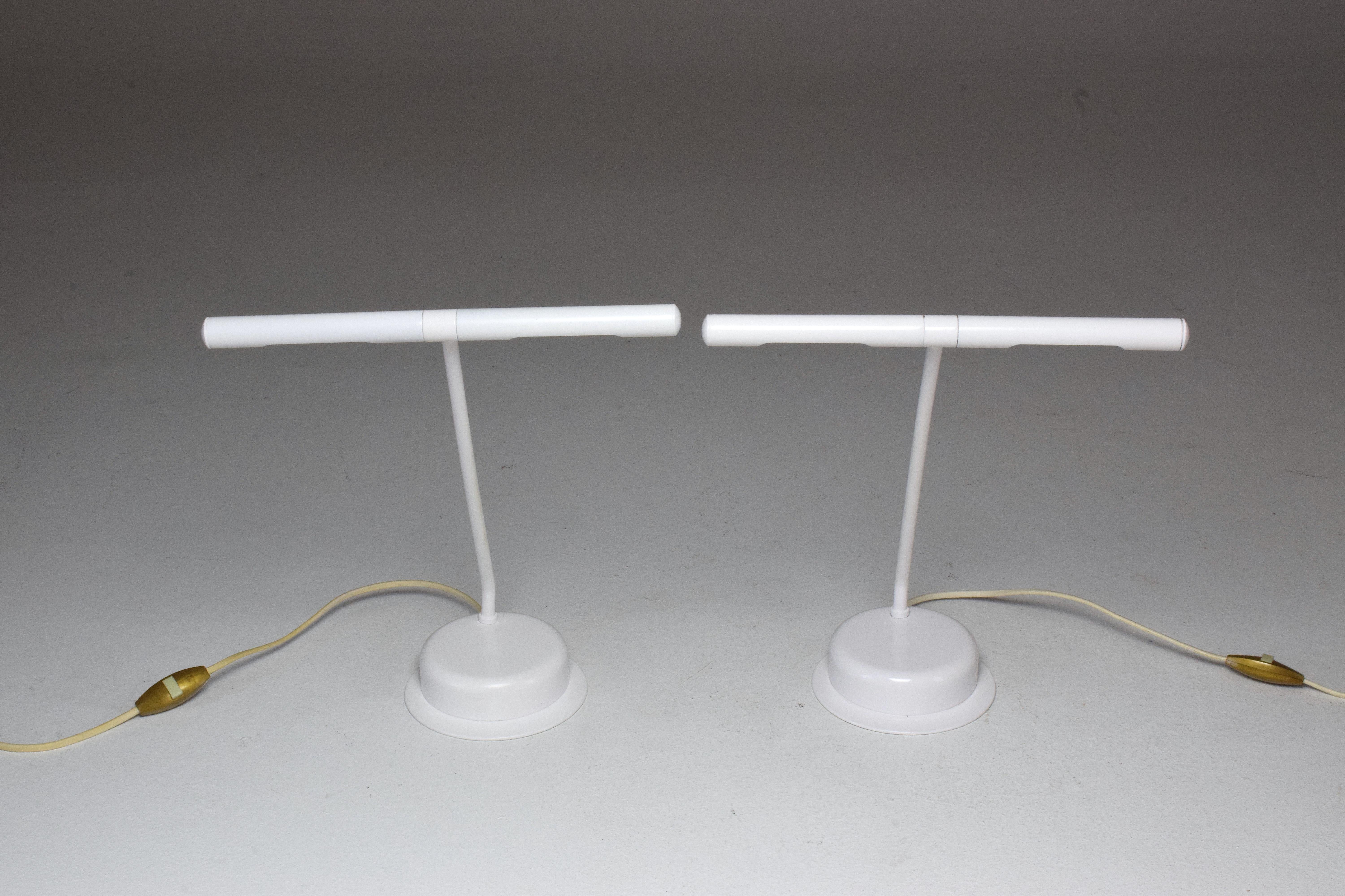 Pair of French Vintage Rotatable Desk Lamps, 1970s In Good Condition In Paris, FR