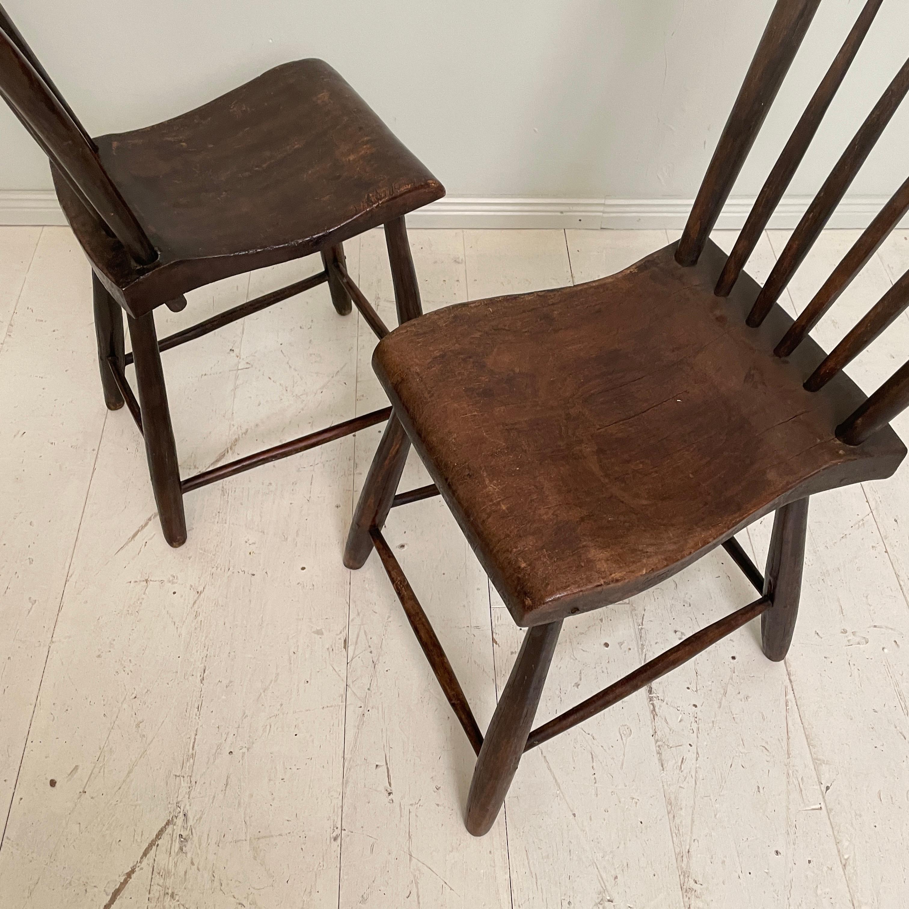 Pair of French Wabi-Sabi Country Chairs in Elm, Around 1830 7