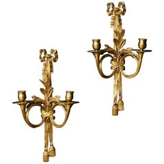 Pair of French Wall Lights in Gilded and Chiseled Bronze from 20th Century