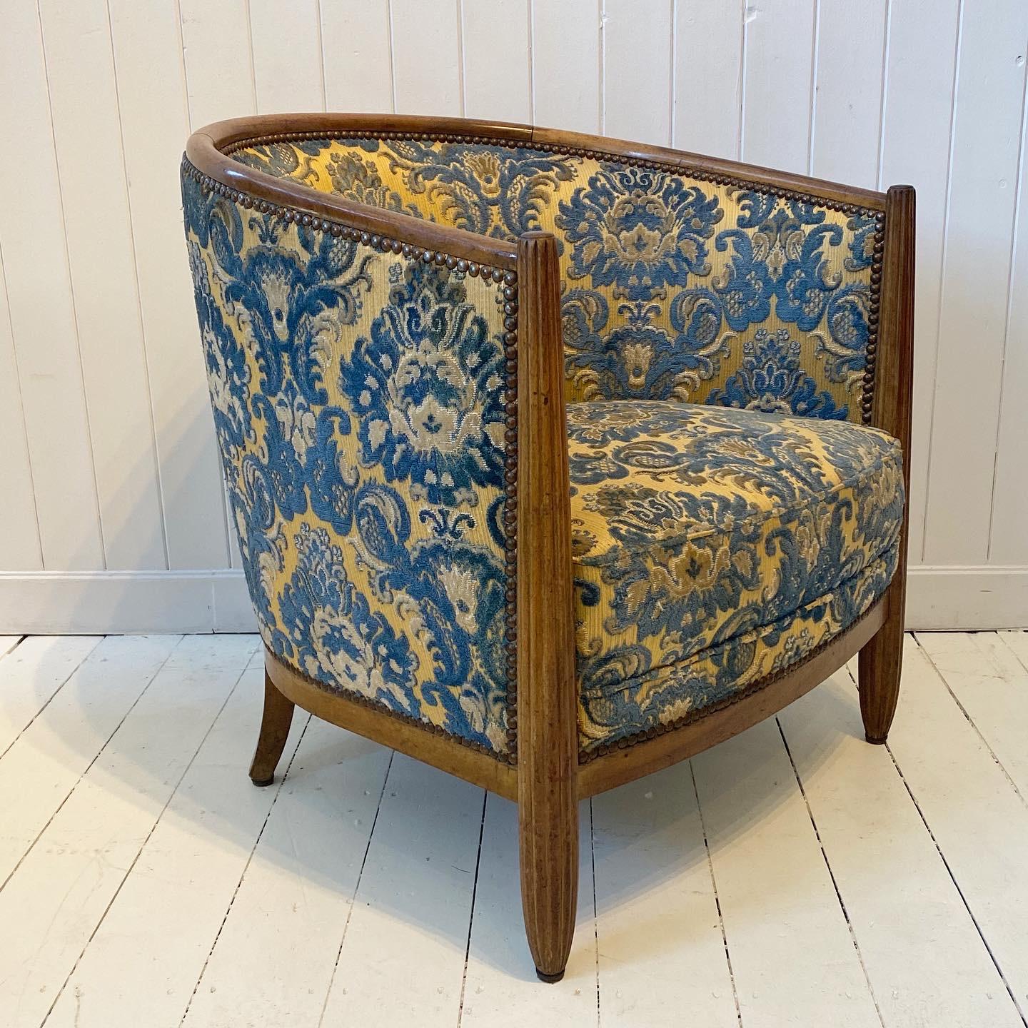 Pair of French Walnut and Damask Tub Chairs, circa 1920 In Good Condition For Sale In Heathfield, East Sussex