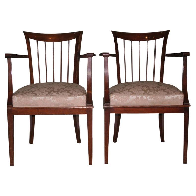 Paar Sessel aus französischem Nussbaumholz