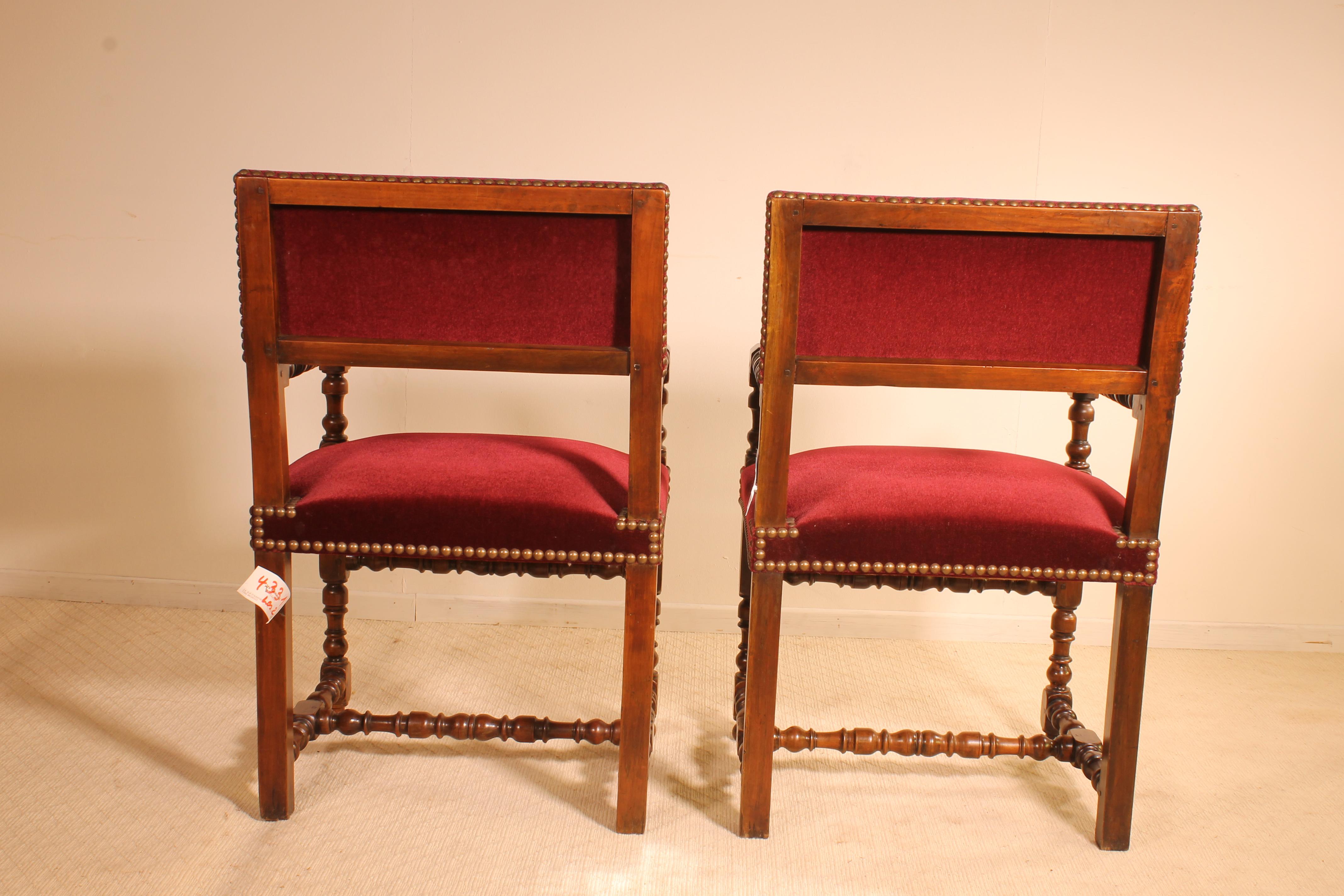 Pair of French Walnut Armchairs Louis XIII Style 19th Century In Excellent Condition In Brussels, Brussels