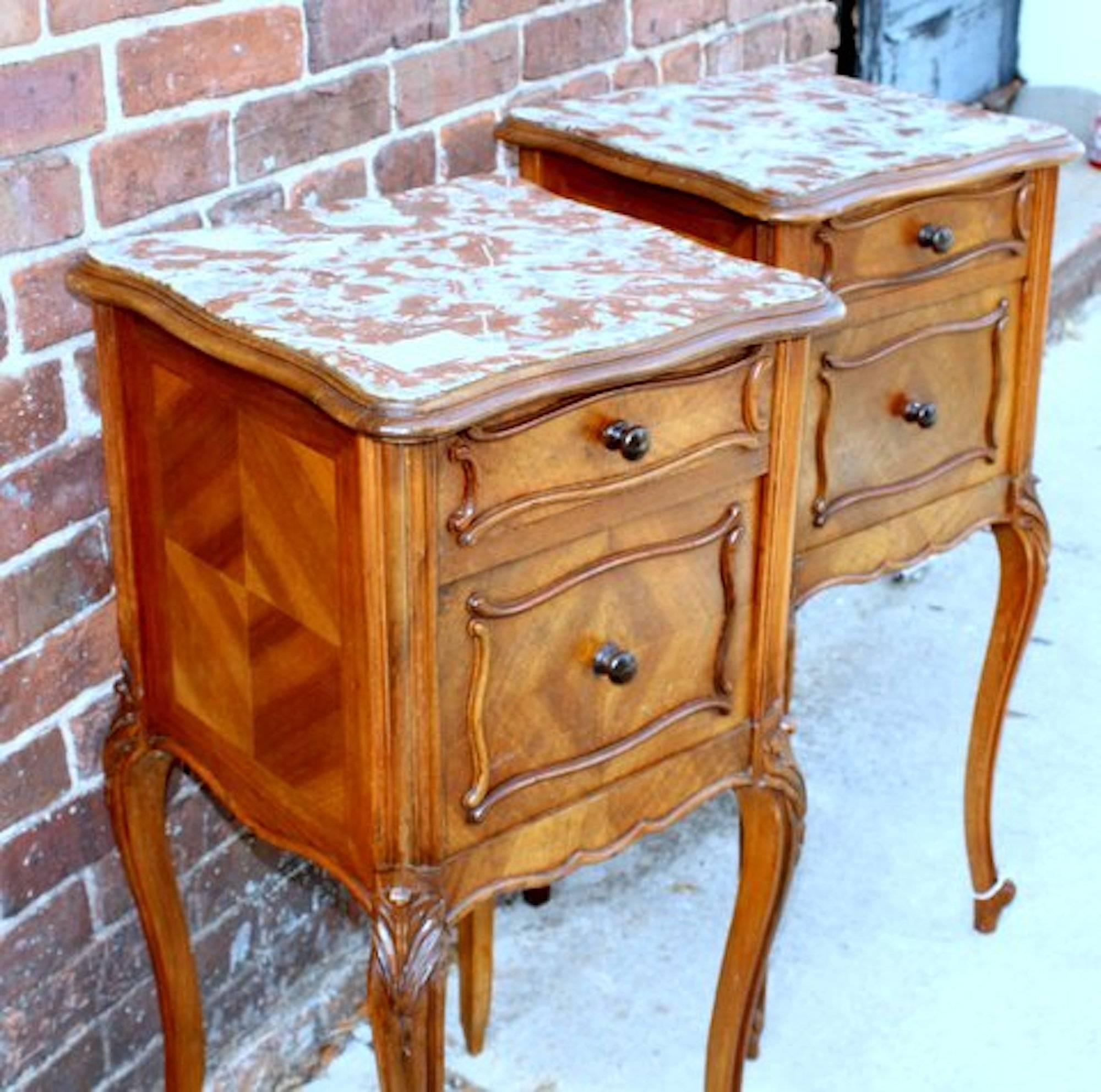 Parquetry Pair of French Walnut Louis XV Style Marble Top Bedside/Chairside Tables