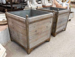 Paire de jardinières françaises en bois et en fer galvanisé