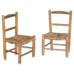 Paar französische Kinderstühle aus Holz und gewebtem Holz