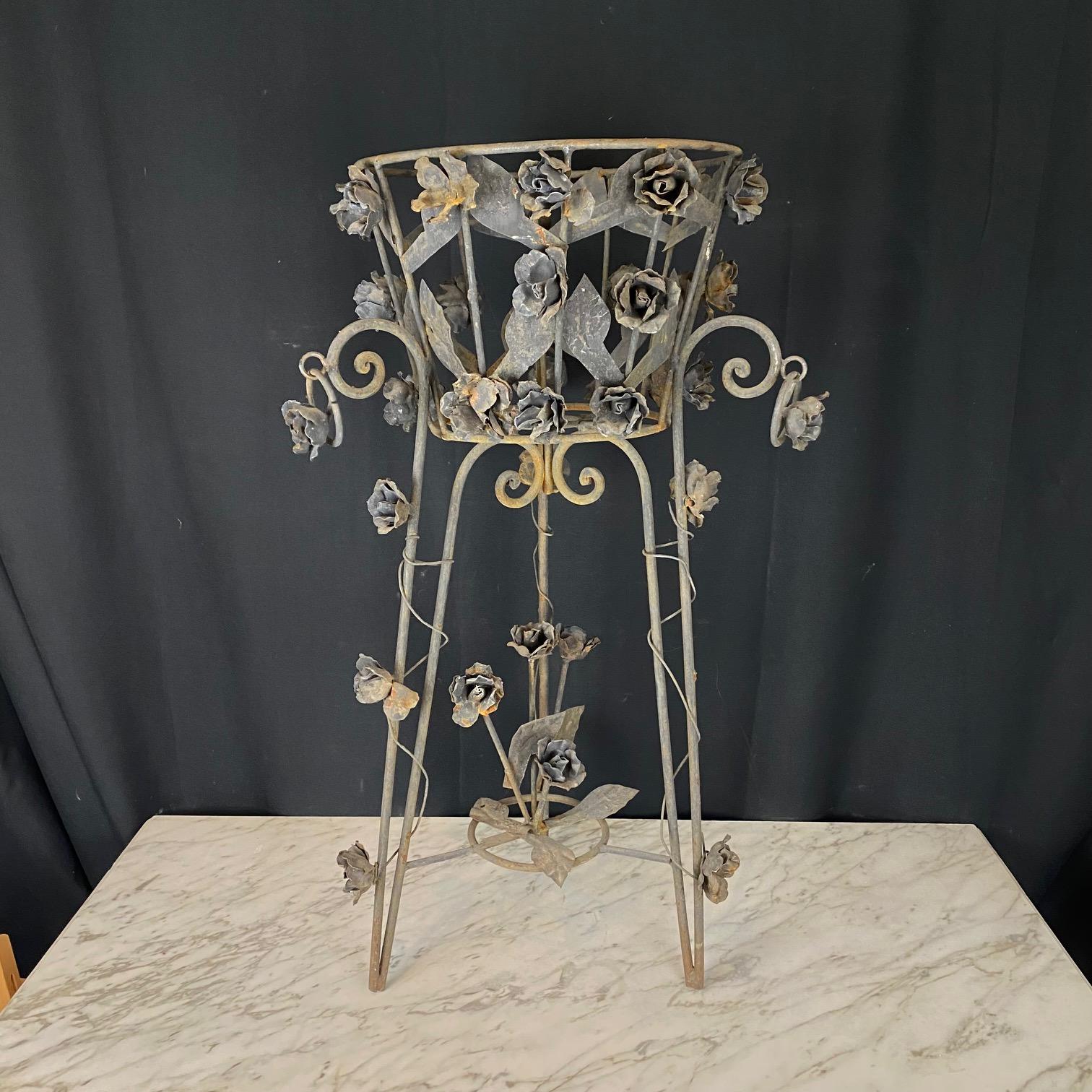Pair of French Wrought Iron Jardiniere Plant Stands with Floral Accents For Sale 5