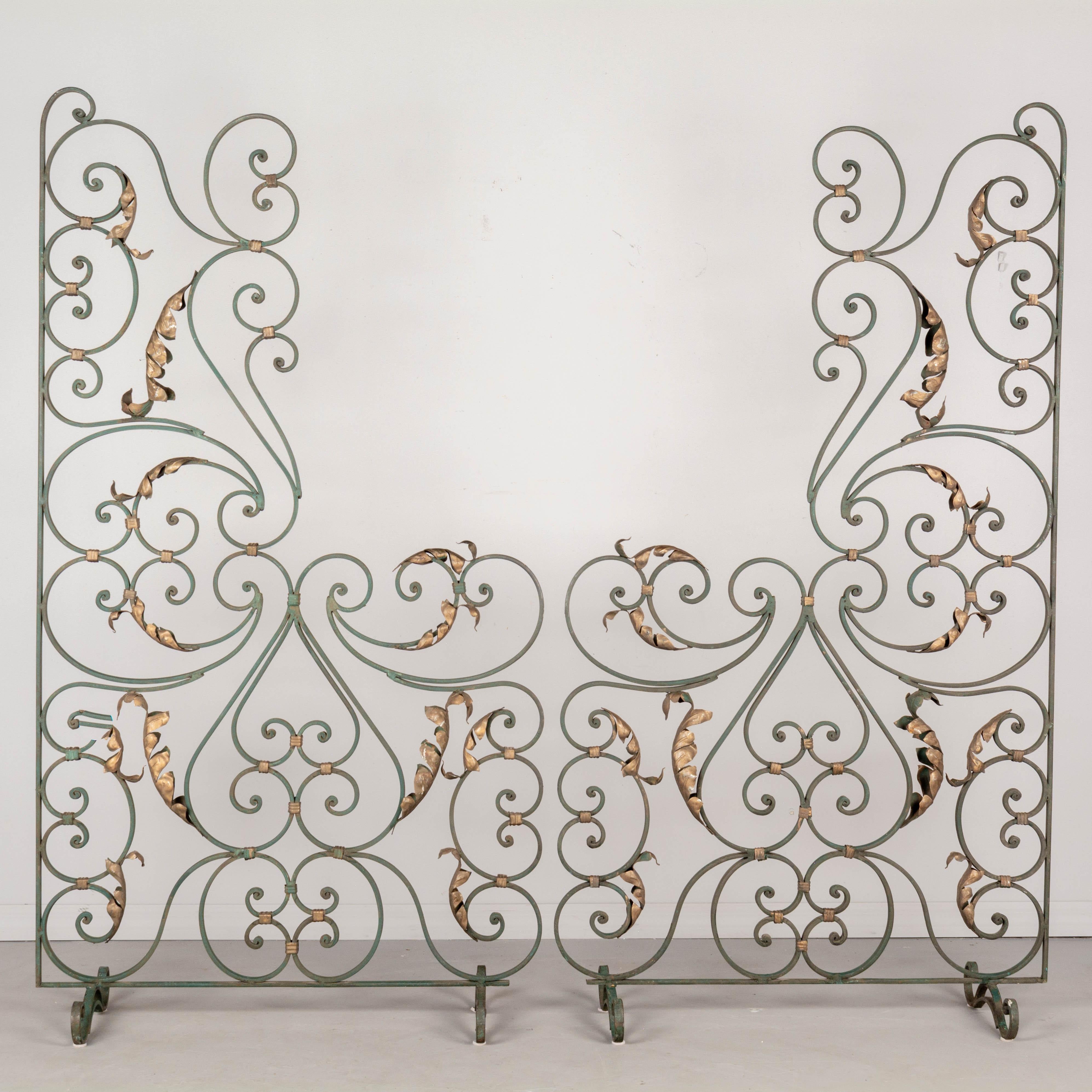 20th Century Pair of French Wrought Iron Screens or Room Dividers For Sale