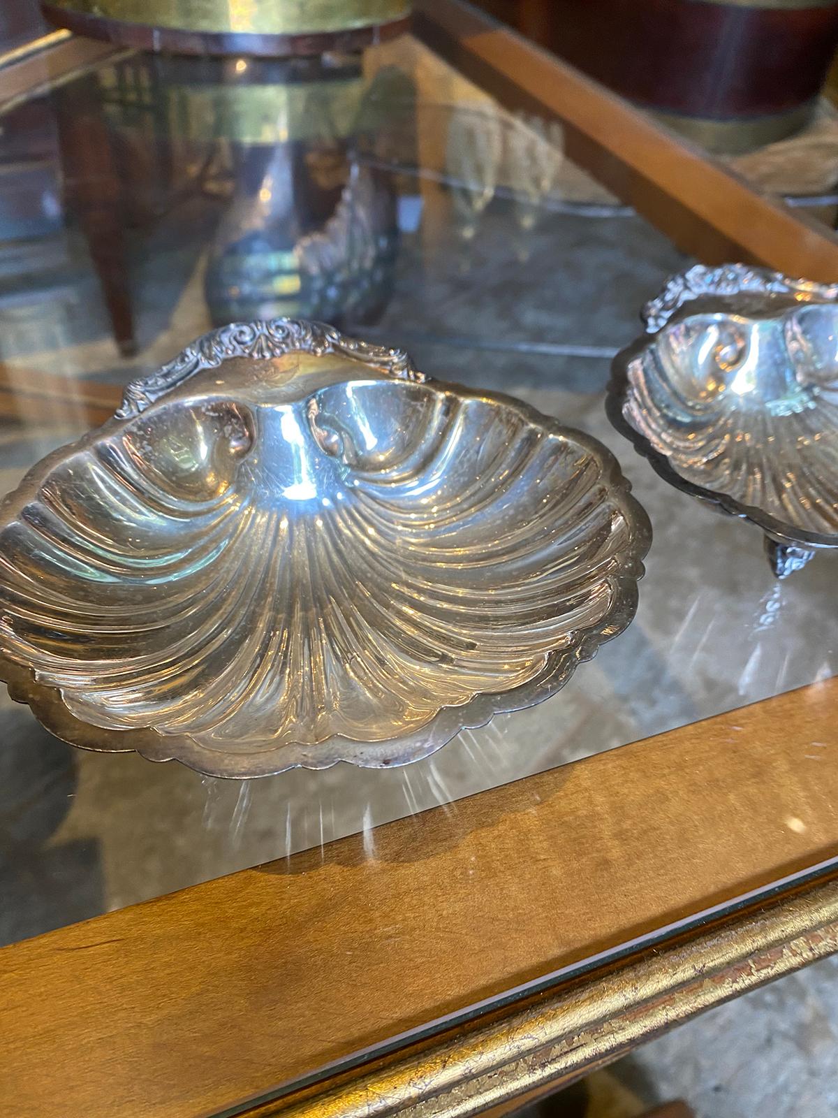 Pair of Friedman Silver Co. '1908-1960' Silver Plate Shell Dishes, Marked In Good Condition In Atlanta, GA