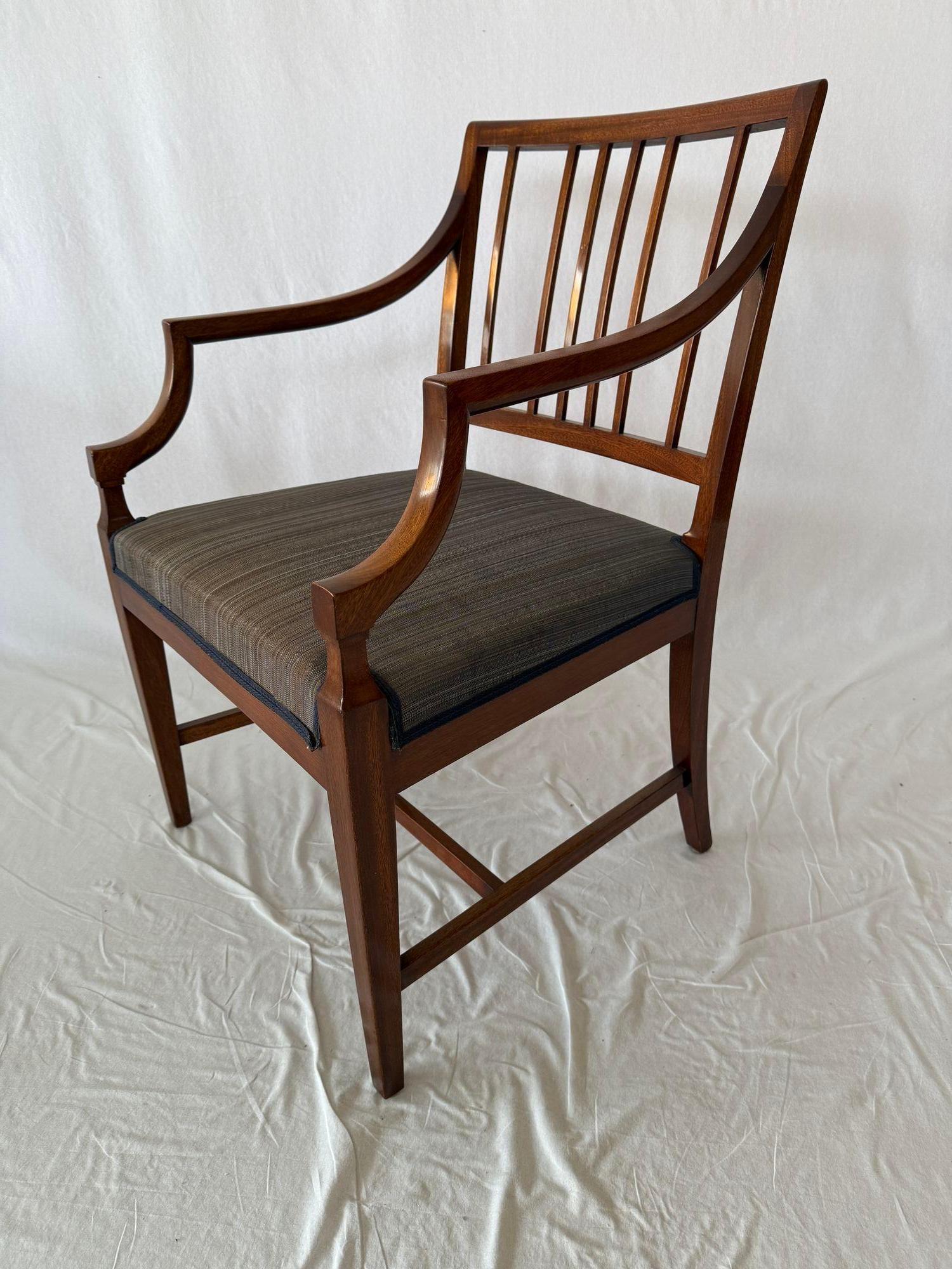 Paire de fauteuils Frits Henningsen. Acajou avec rembourrage en crin de cheval. Non marqué.