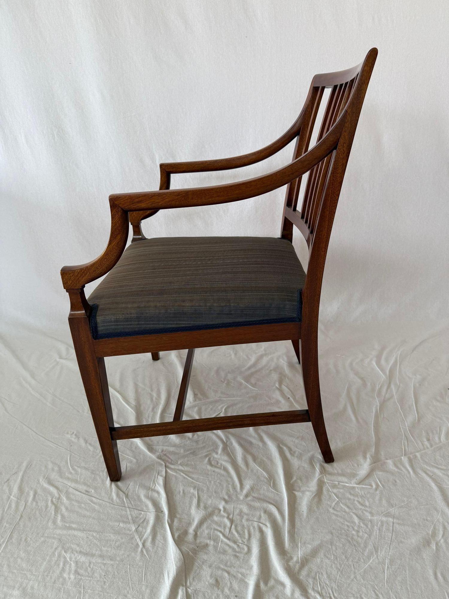 Scandinave moderne Paire de fauteuils Frits Henningsen en vente
