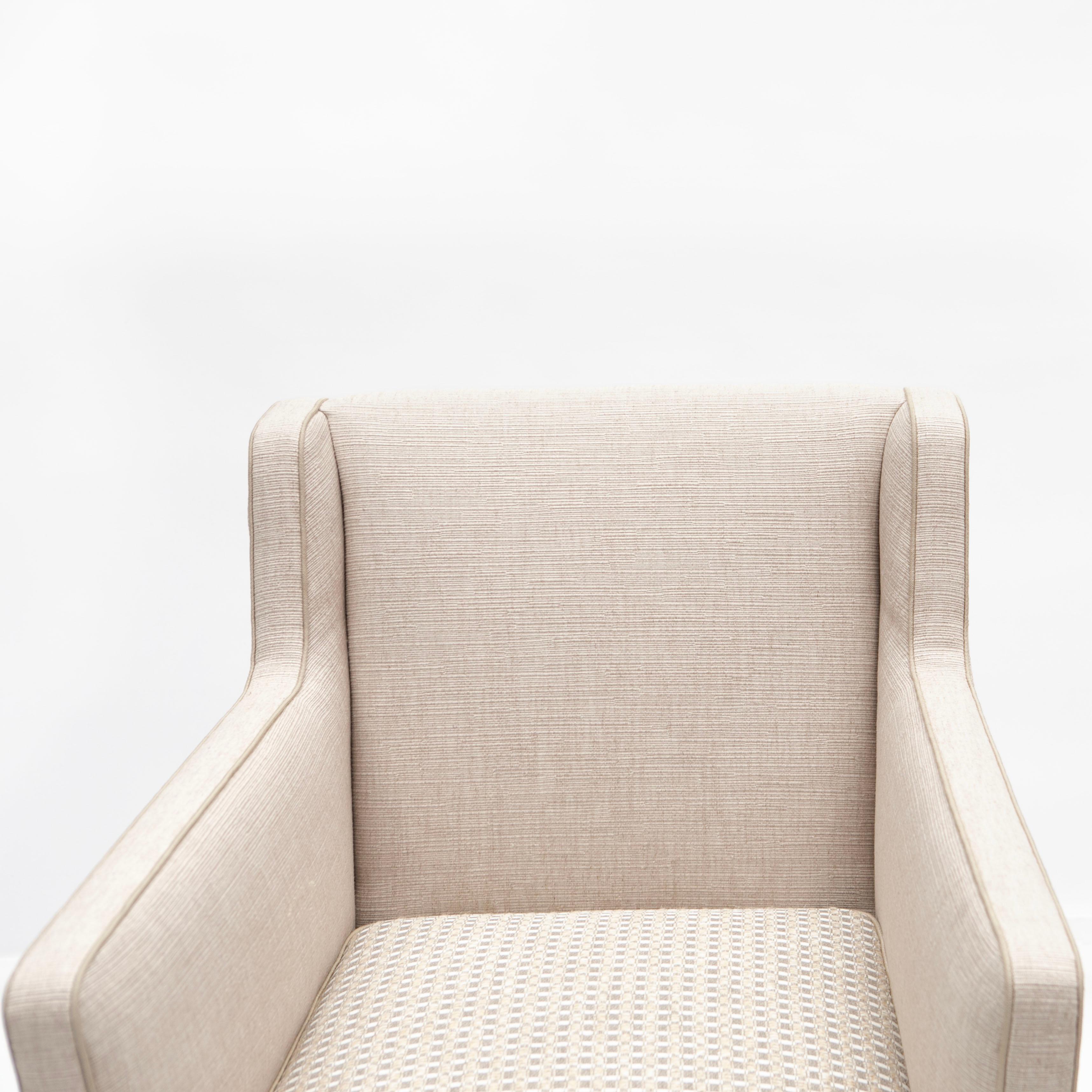 Modern Pair of Frits Henningsen Lounge Chairs Denmark 1950's For Sale