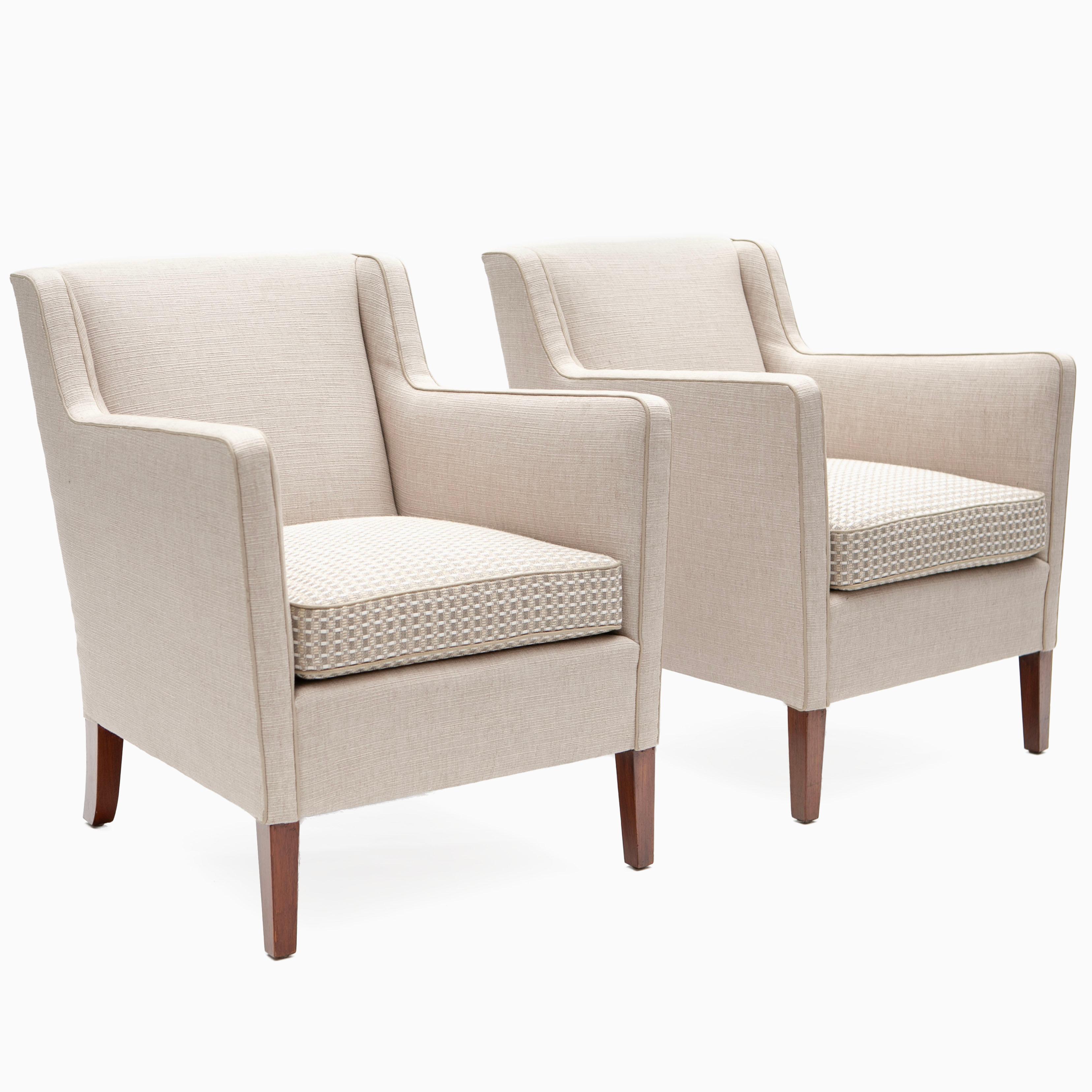 European Pair of Frits Henningsen Lounge Chairs Denmark 1950's For Sale