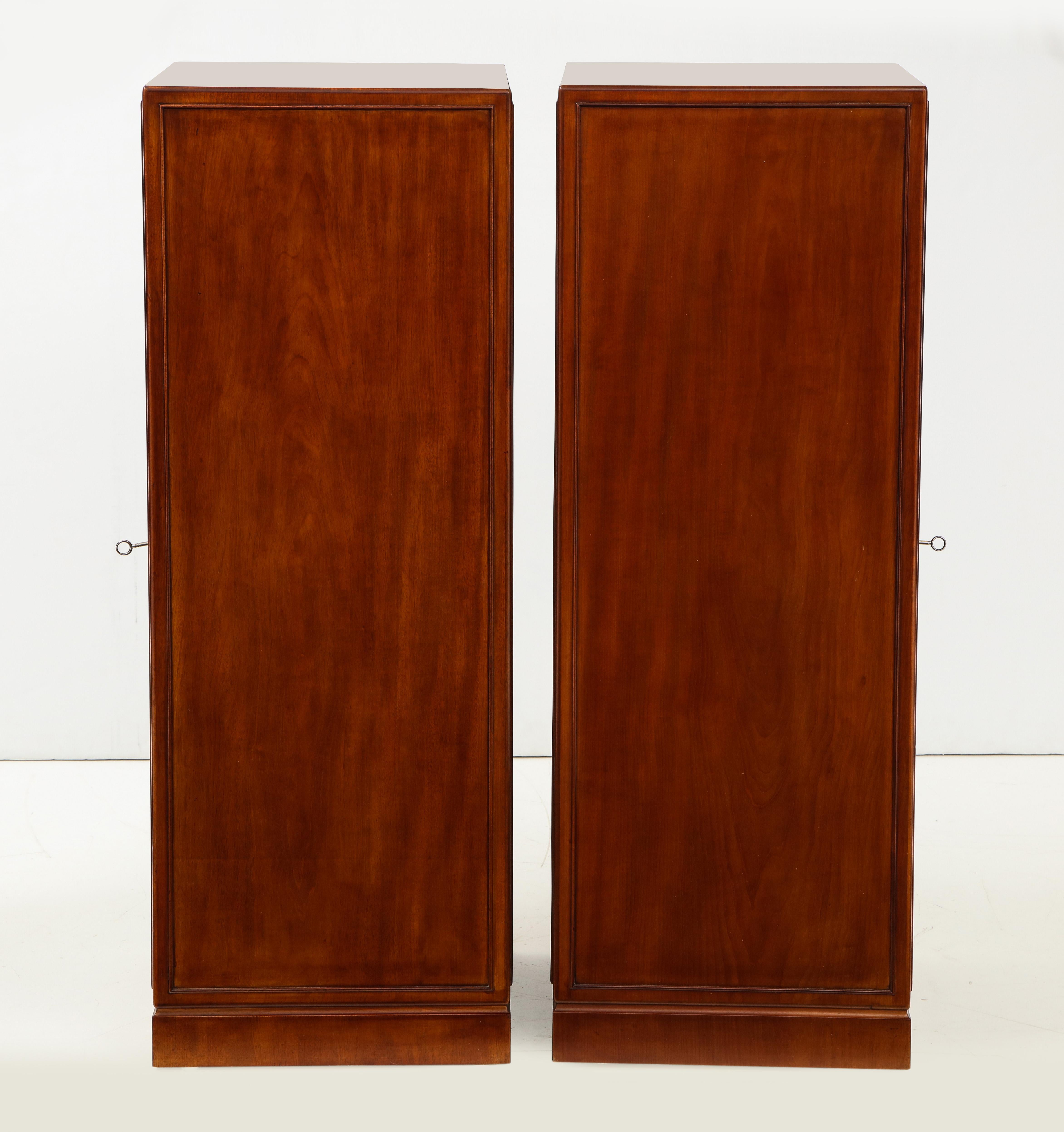 Pair of Frits Henningsen Mahogany Freestanding Pedestal Cabinets, circa 1940s 3