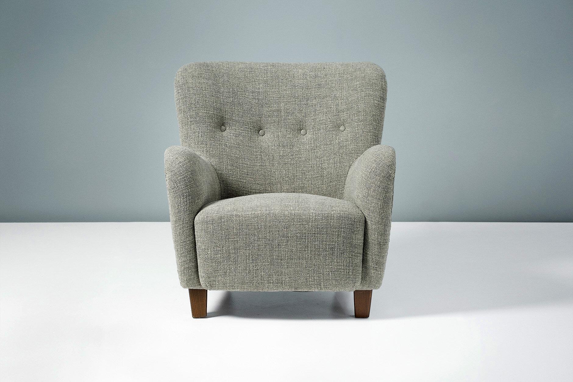 Mid-20th Century Pair of Fritz Hansen 1940s Linen Armchairs