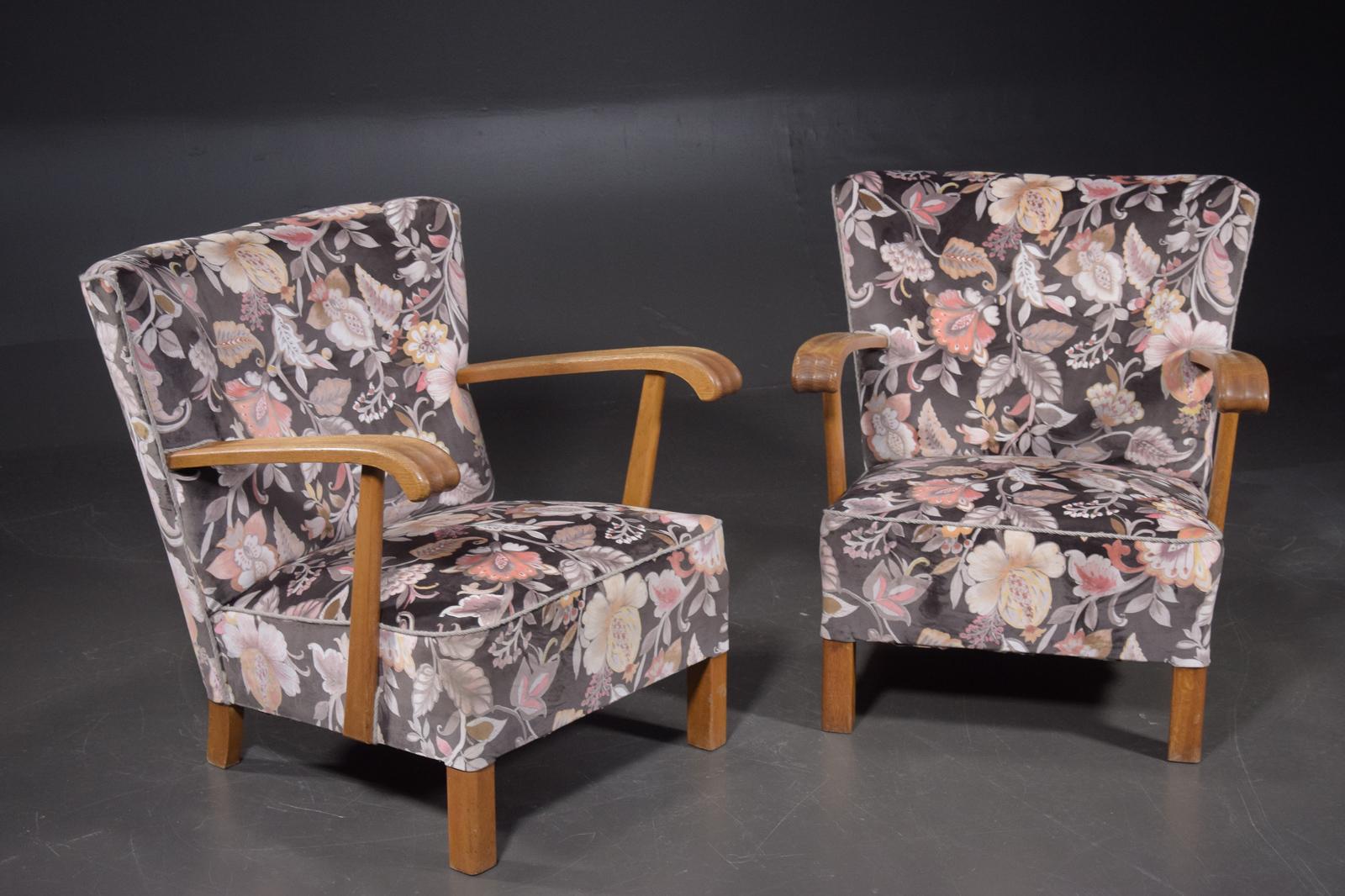 Mid-Century Modern Pair of Fritz Hansen Attributed Danish Easy Lounge or Club Chairs, 1940s