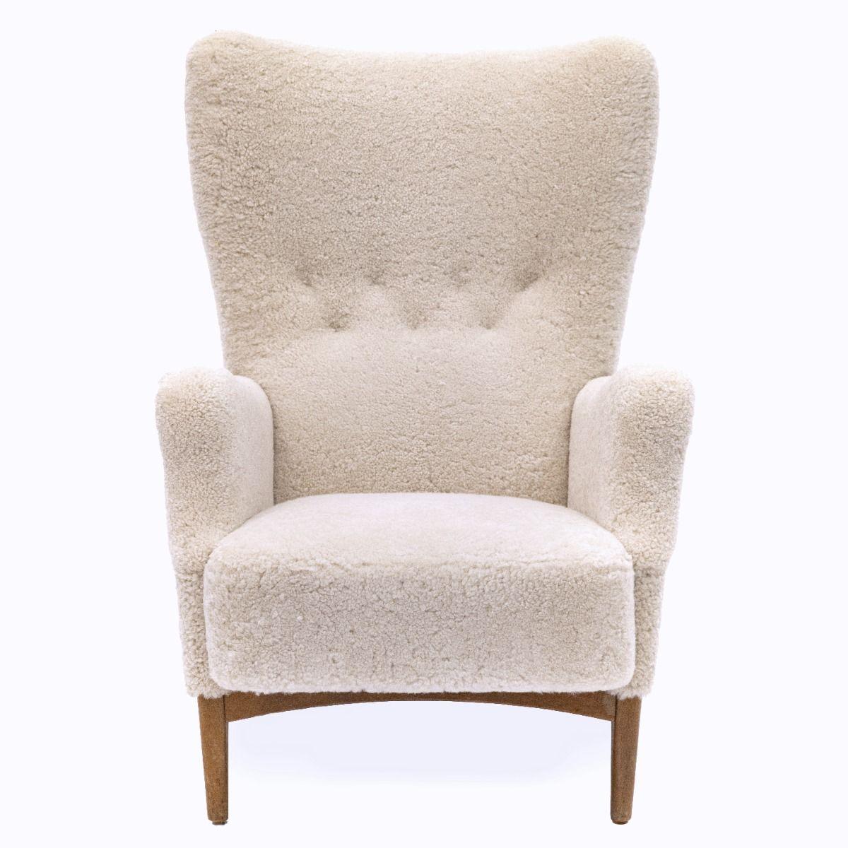 Pair Of Fritz Hansen Design Lounge Chairs For Sale 3