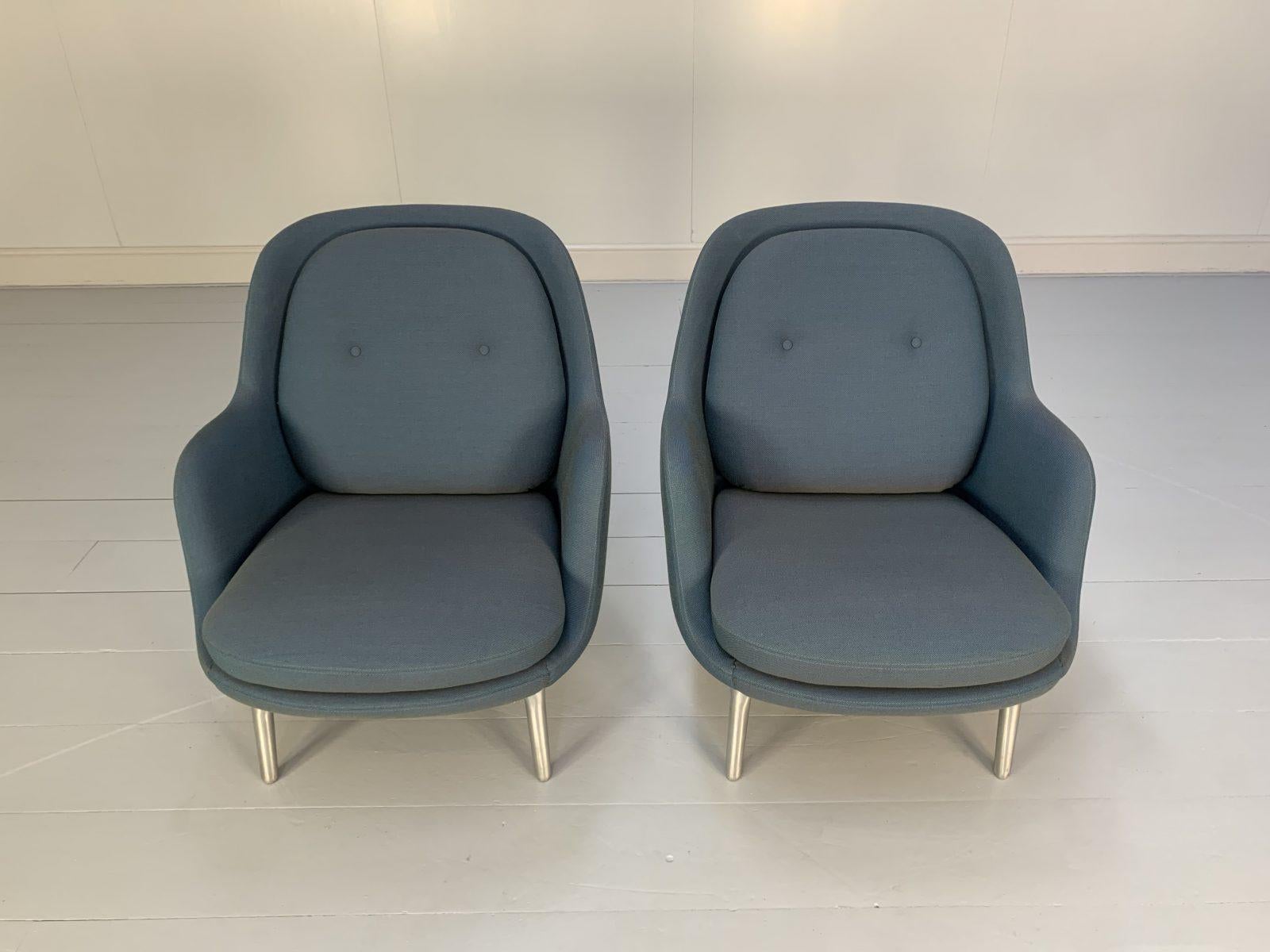 Pair of Fritz Hansen “Fri” Lounge Armchairs in Blue Fabric In Good Condition For Sale In Barrowford, GB