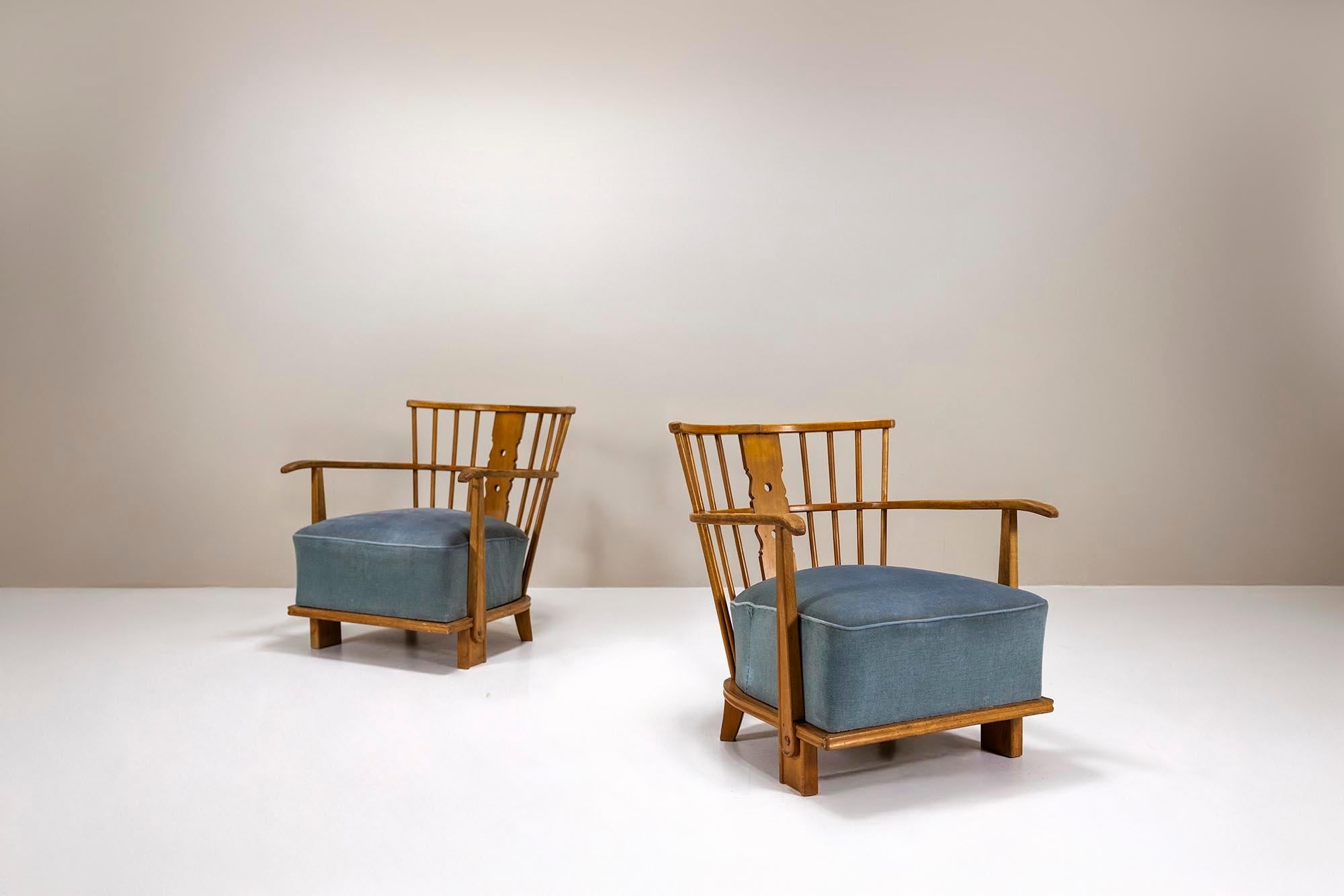 Danish Pair of Fritz Hansen Model 1590 Lounge Chairs, Denmark 1940s For Sale