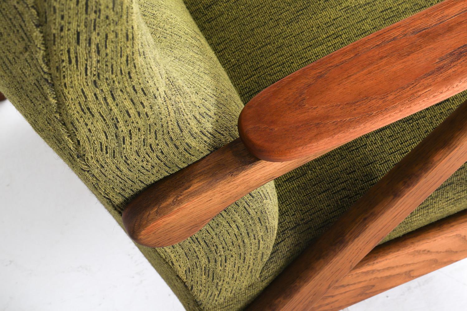 Pair of Fritz Hansen Style Danish Teak Lounge Chairs, Circa 1960s For Sale 8