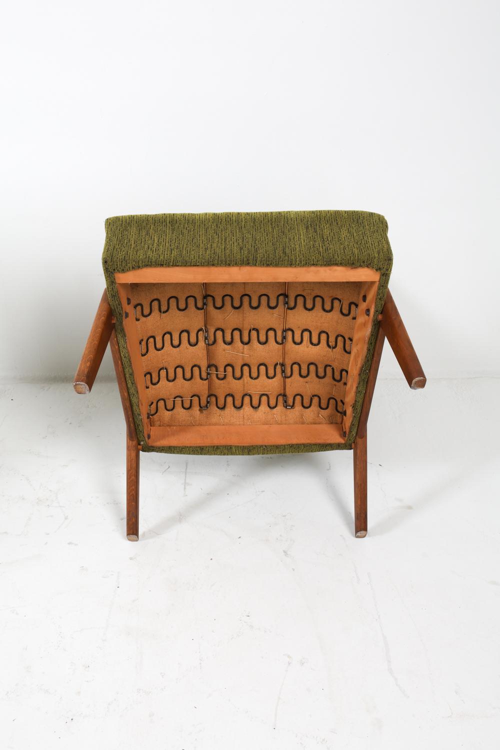 Pair of Fritz Hansen Style Danish Teak Lounge Chairs, Circa 1960s For Sale 11