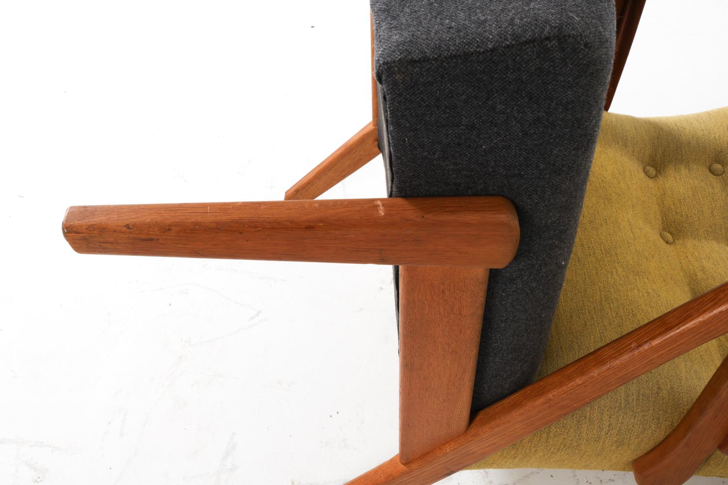 Pair of Fritz Hansen Style Danish Teak Lounge Chairs, Circa 1960s For Sale 13