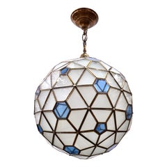 Pareja de faroles de cristal esmerilado y azul, se venden por unidad