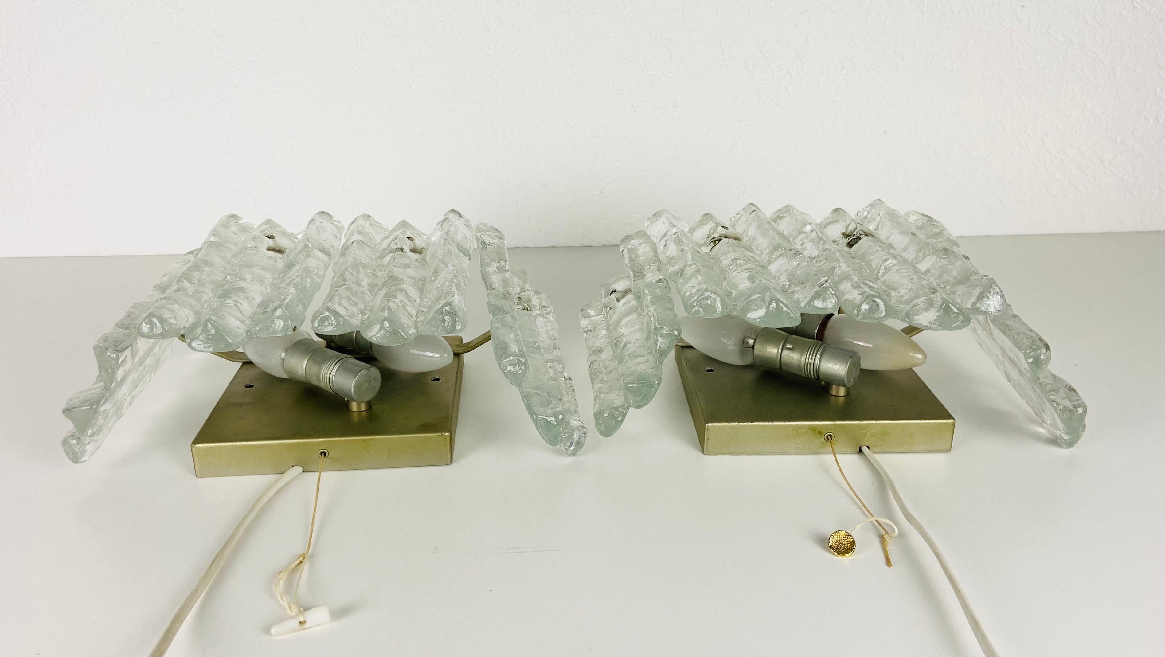German Pair of Frosted Ice Glass Wall Lamps by Kalmar, Austria, 1960s For Sale