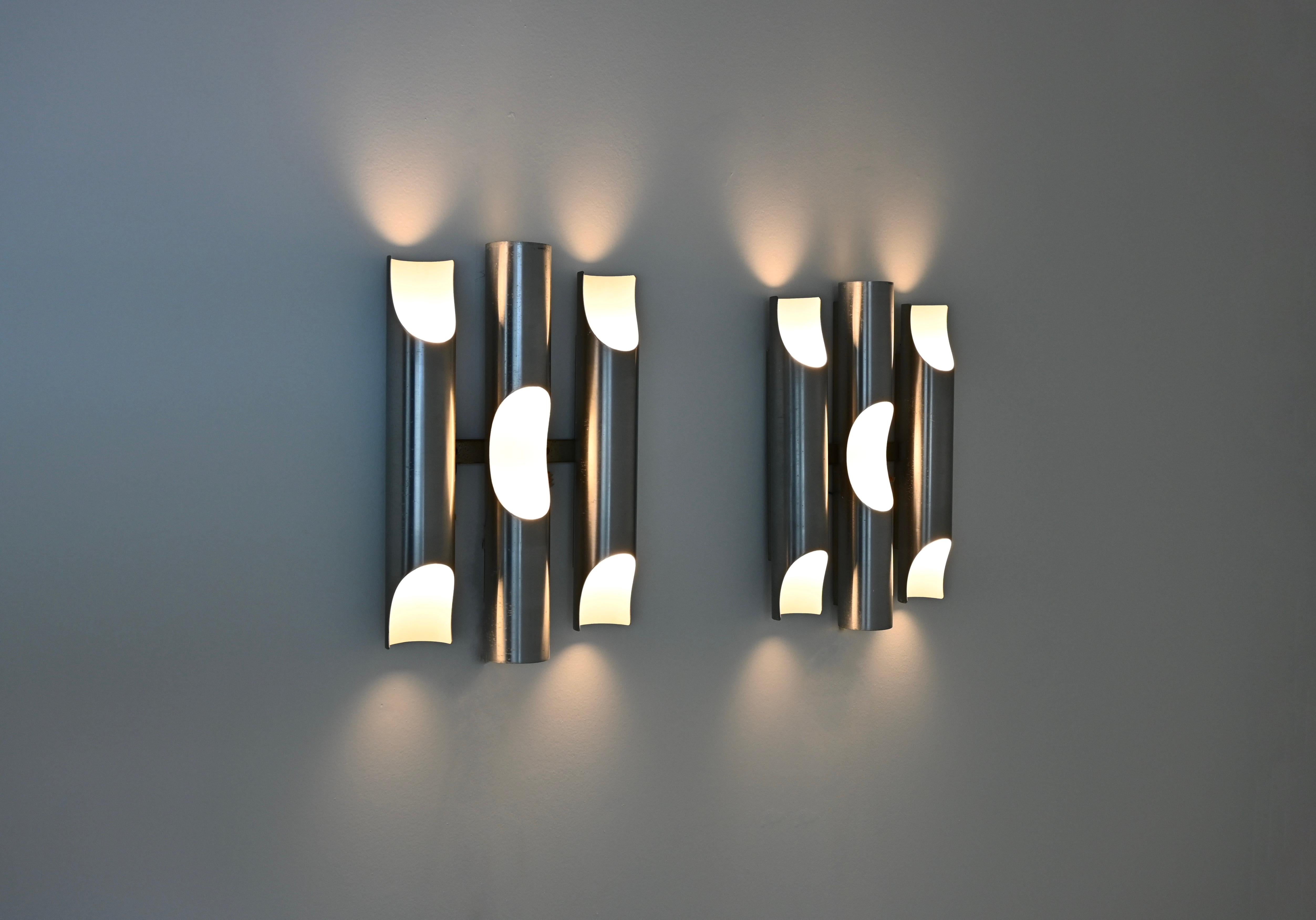 Pair of Fuga Wall Lamps by Maija Liisa Komulainen for Raak, 1970s In Good Condition In bruxelles, BE