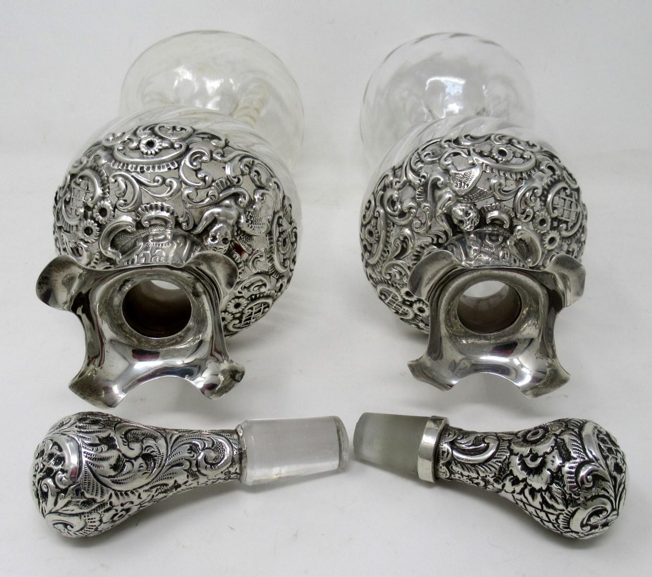 Pair of Full Lead Crystal Hallmark Sterling Silver Spirits Wine Decanters, 1899 4