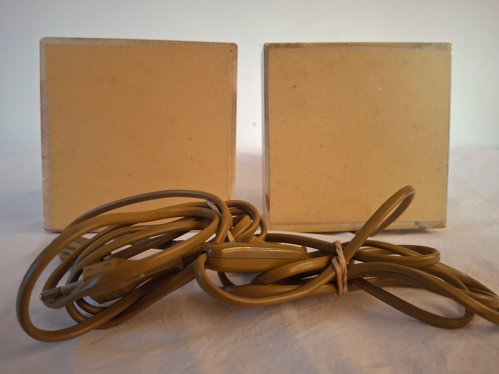 Pareja de columnas de luz de sobremesa de mármol,  Años 70 Italia en venta 2