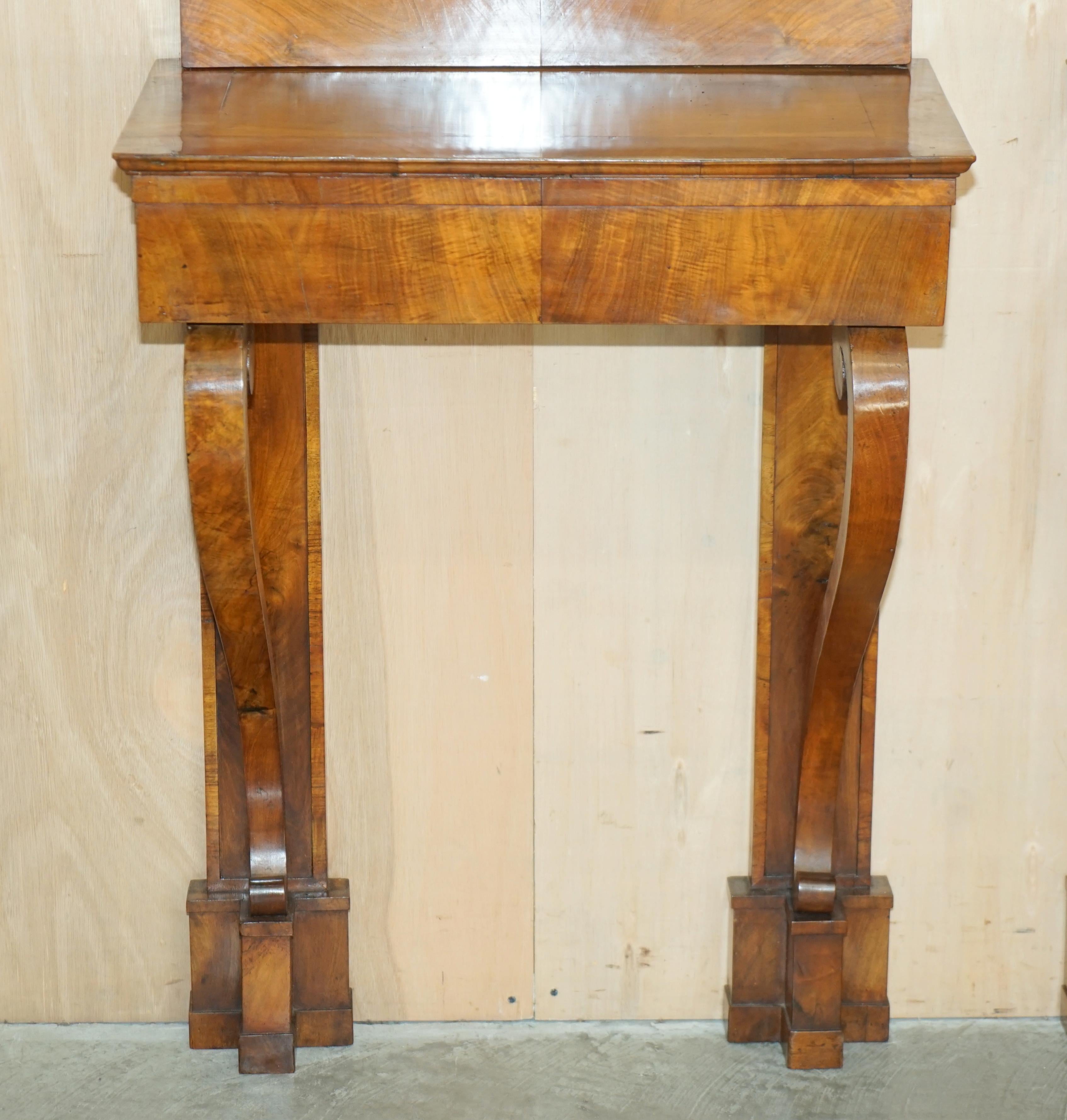 PAIR OF FULLY RESTORED ANTIQUE CiRCA 1815 REGENCY WALNUT CONSOLE TABLES & MIRROr For Sale 5