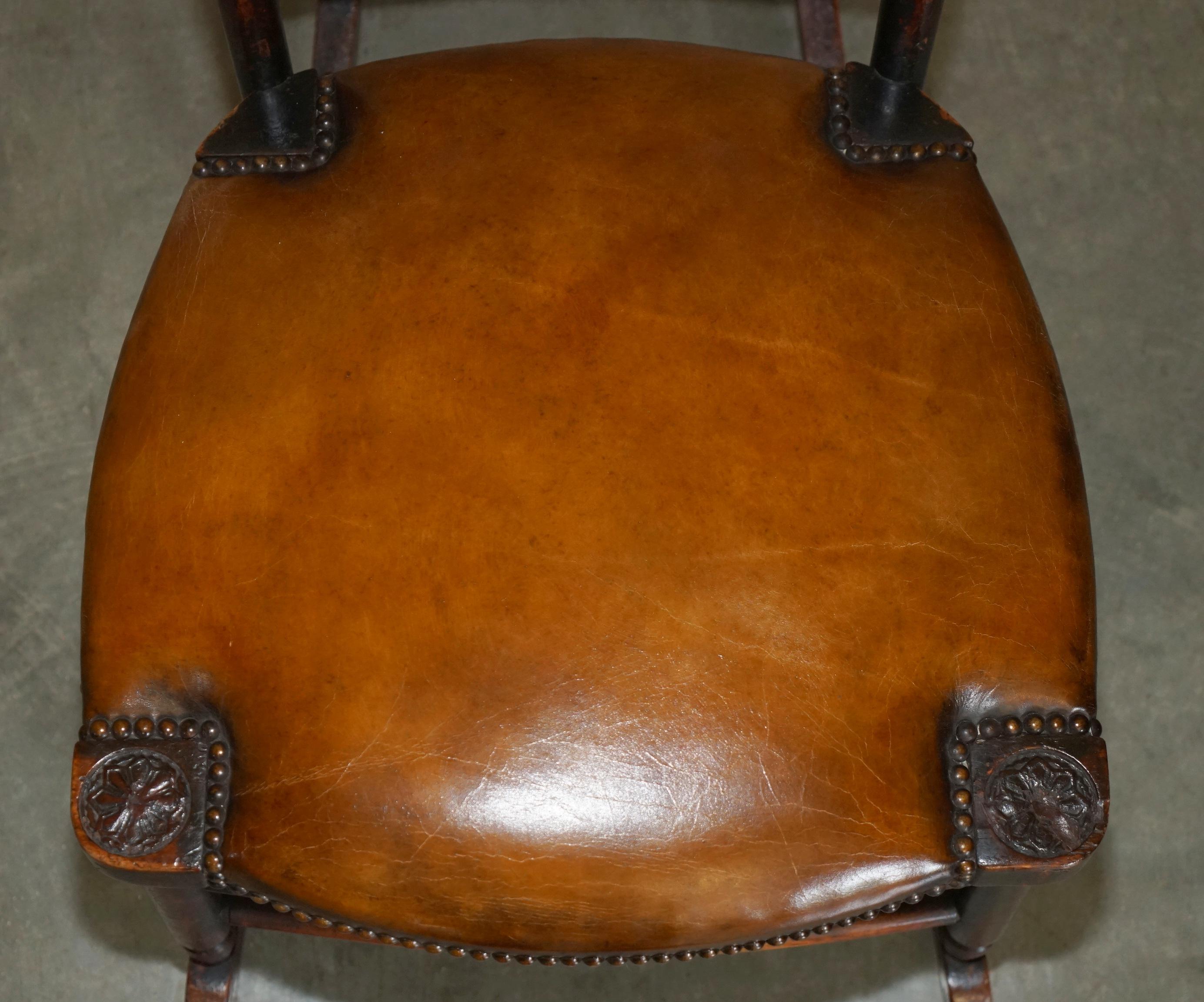 PAIR OF FULLY RESTORED ANTIQUE ViCTORIAN BROWN LEATHER HIS & HER ROCKING CHAIRS For Sale 10