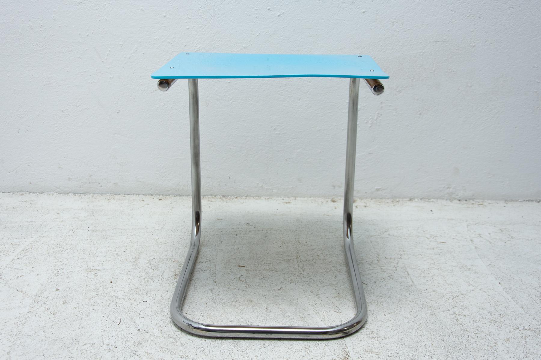 Pair of Fully Restored Cantilever Stools H-22 by Mart Stam for Slezák, 1930s 10