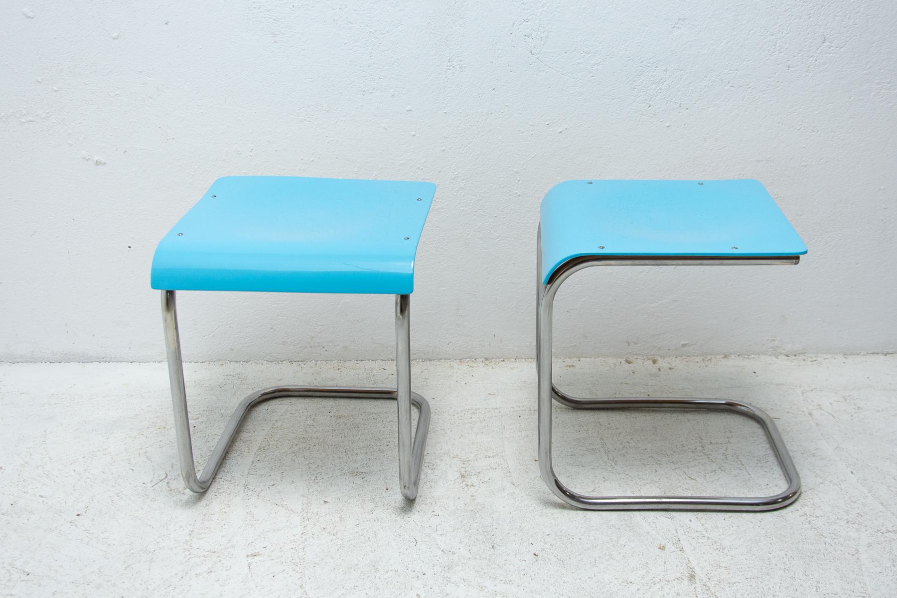 20th Century Pair of Fully Restored Cantilever Stools H-22 by Mart Stam for Slezák, 1930s