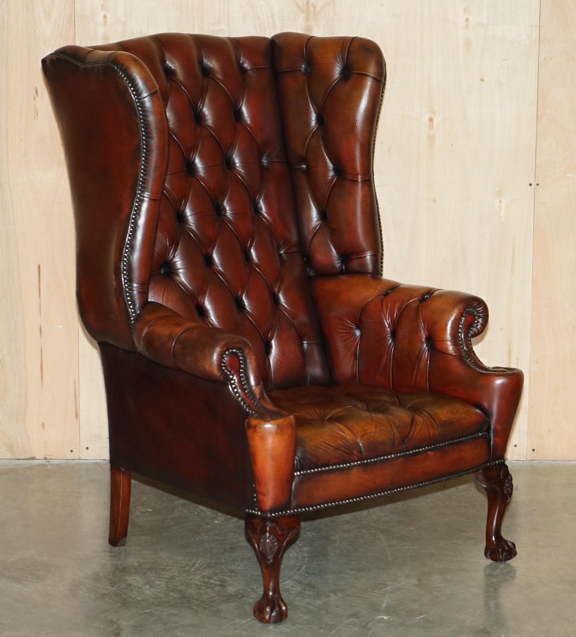 PAIR OF FULLY RESTORED CHESTERFIELD CLAW & BALL FEET WINGBACK ARMCHAIRS & STOOLs For Sale 5