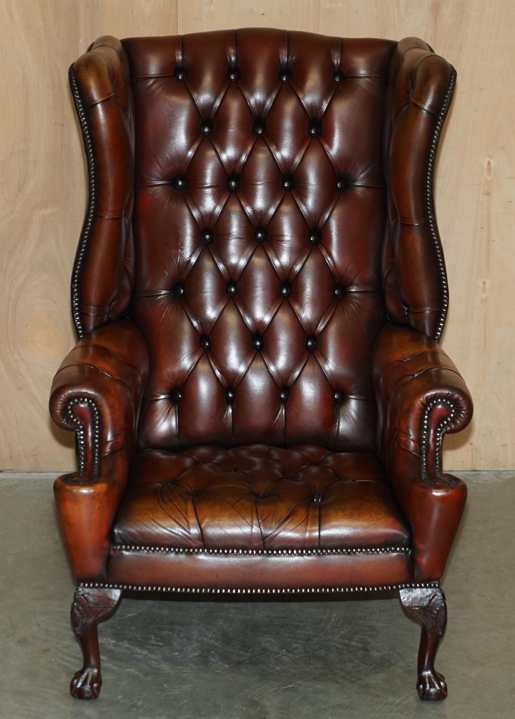 PAIR OF FULLY RESTORED CHESTERFIELD CLAW & BALL FEET WINGBACK ARMCHAIRS & STOOLs For Sale 6