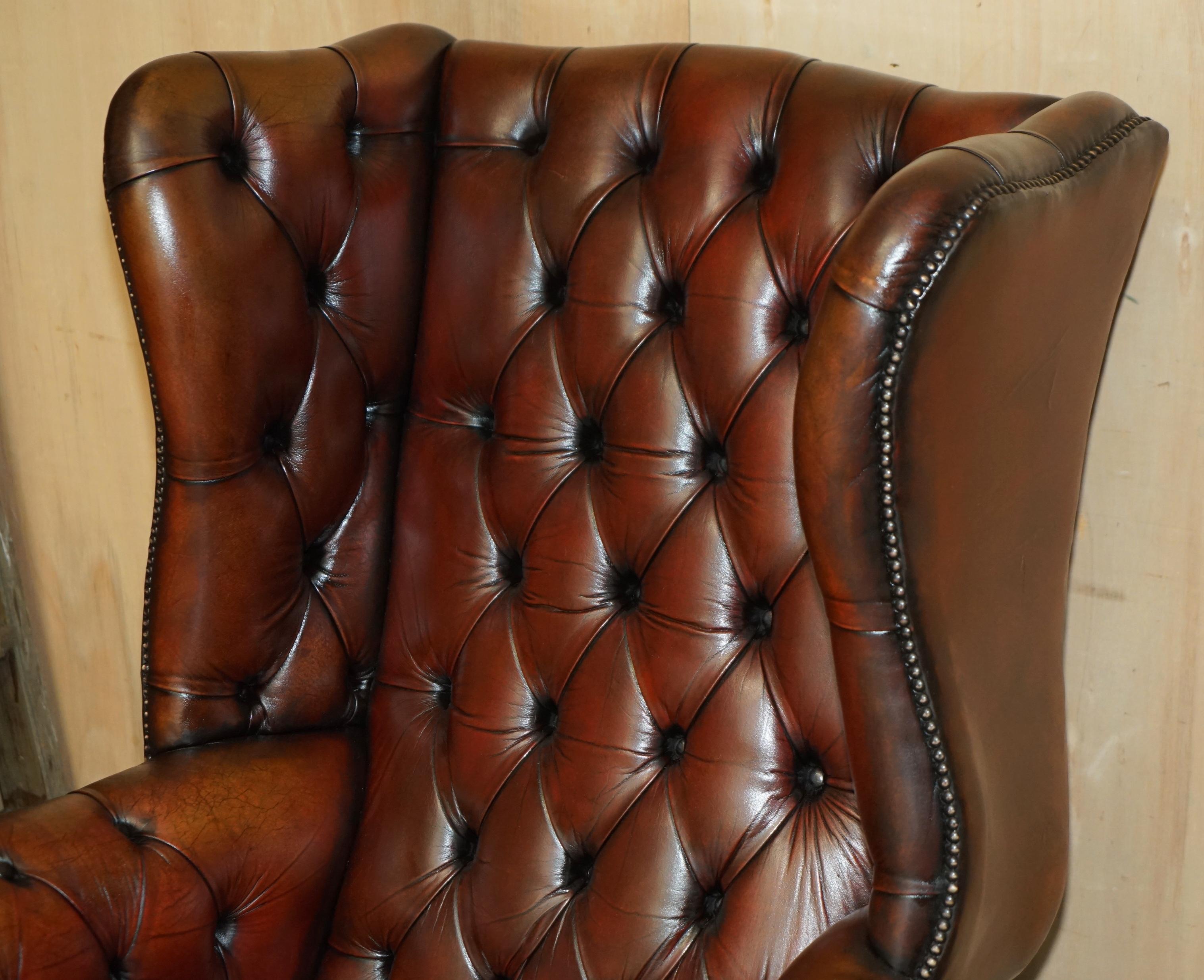 PAIR OF FULLY RESTORED CHESTERFIELD CLAW & BALL FEET WINGBACK ARMCHAIRS & STOOLs In Good Condition For Sale In West Sussex, Pulborough