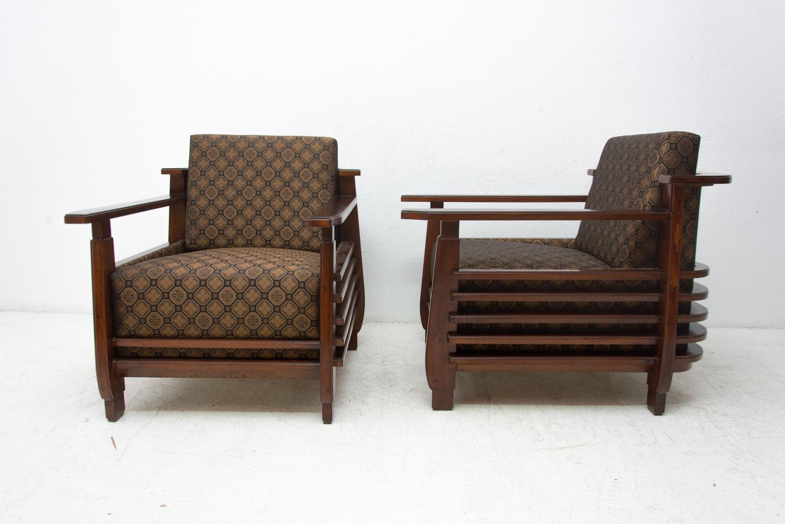 Fabric Pair of Fully Restored Functionalist Armchairs, 1930s, Austria, Bauhaus Period For Sale