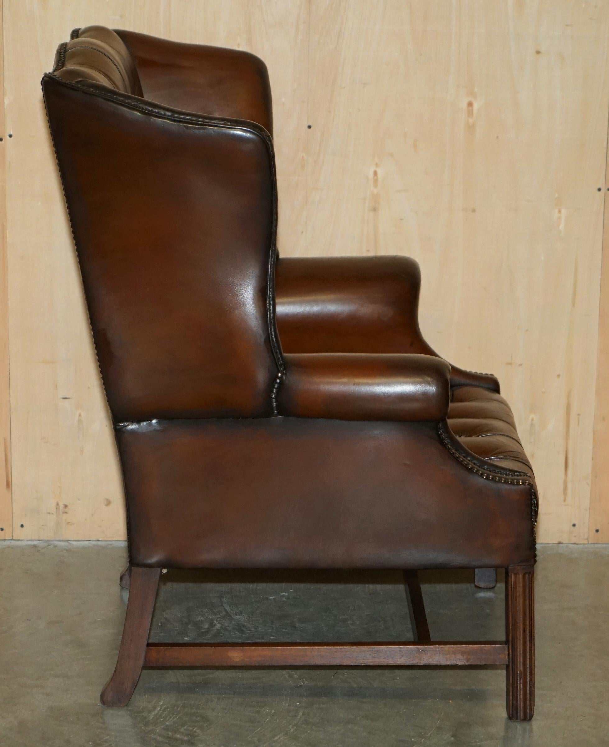 PAIR OF FULLY RESTORED GEORGIAN H FRAMED CHESTERFIELD TUFTED WINGBACK ARMCHAIRs For Sale 7