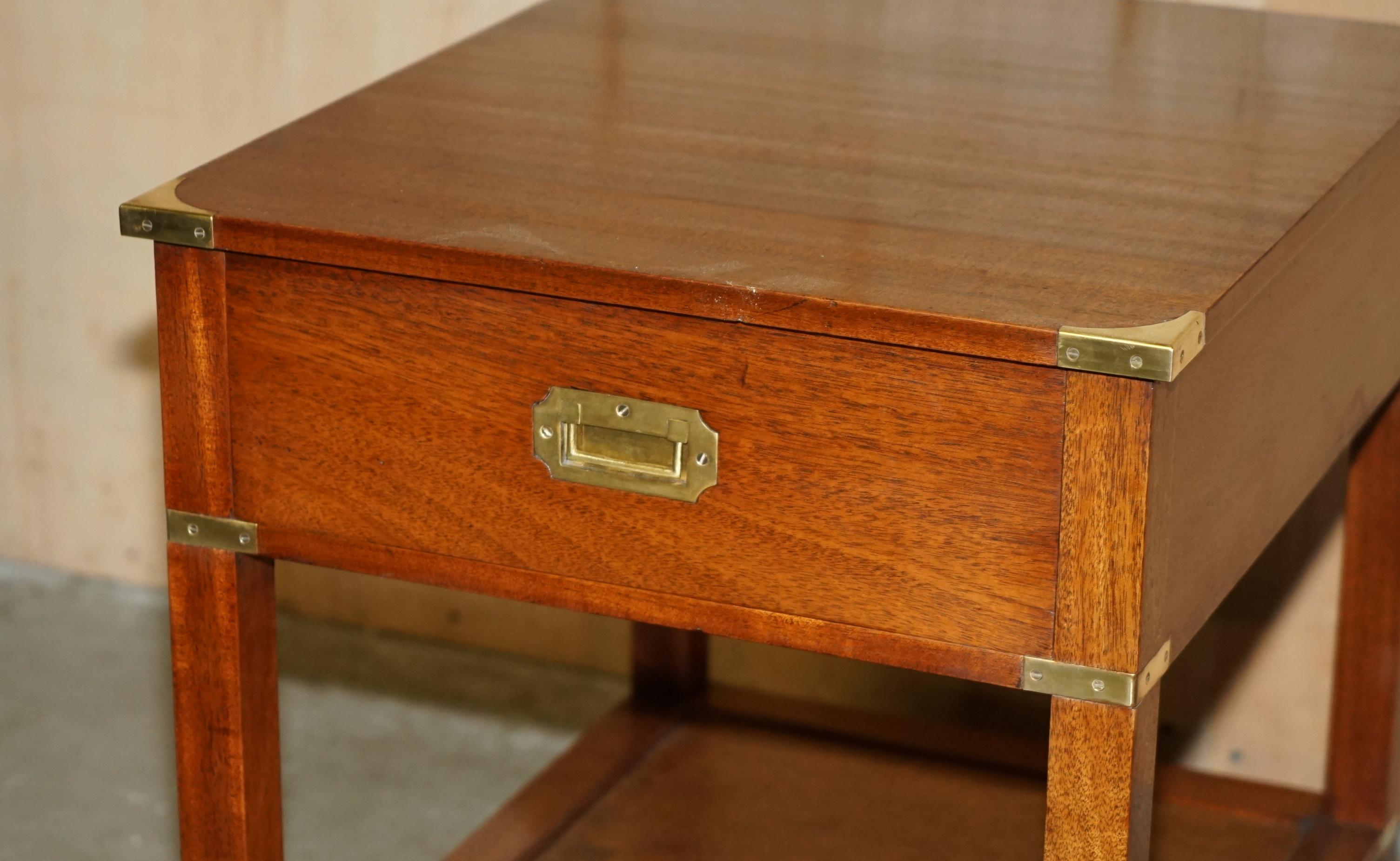 Hand-Crafted PAIR OF FULLY RESTORED HARRODS LONDON MiLITARY CAMPAIGN SINGLE DRAWER SIDE TABLE For Sale