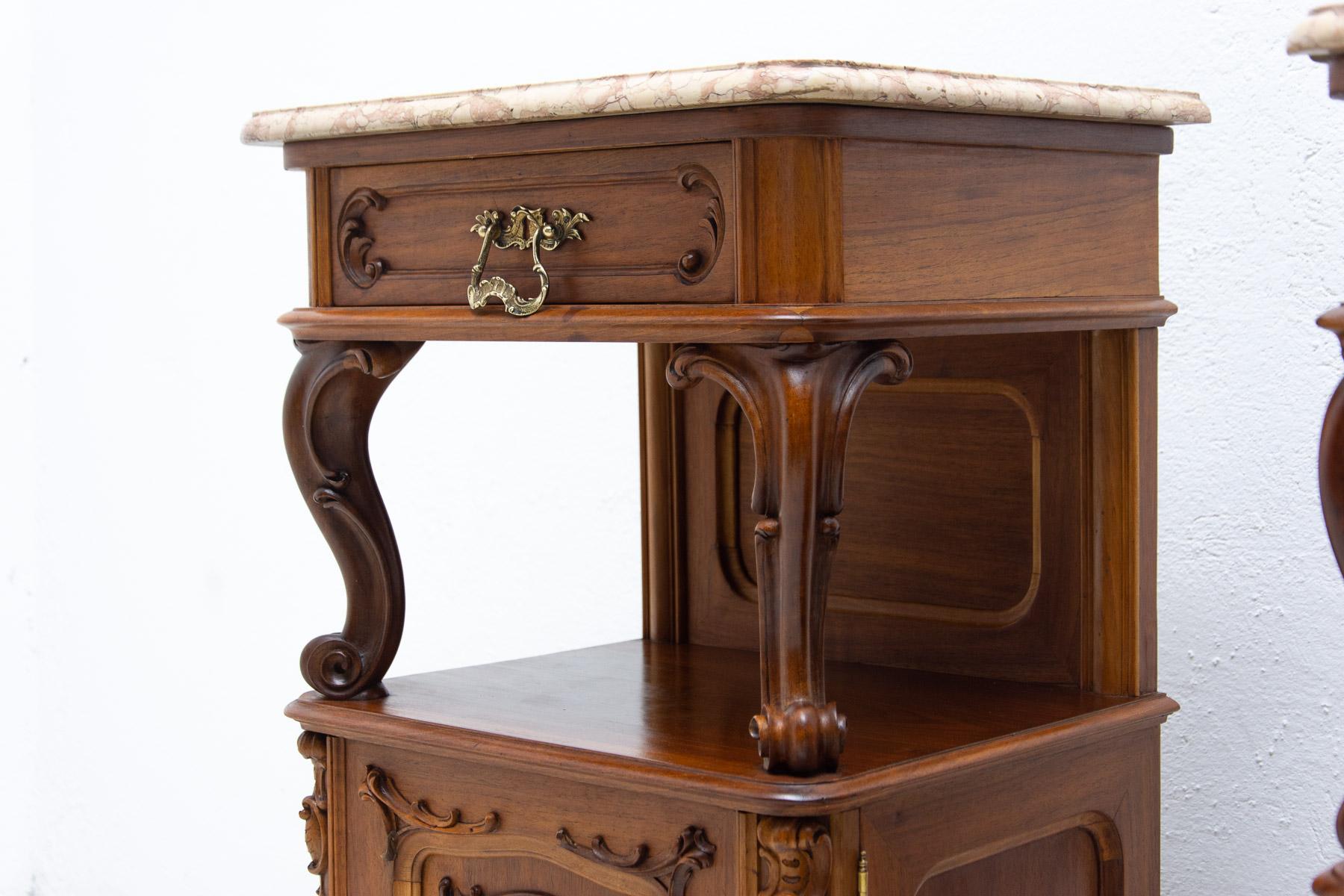 Pair of Fully Restored Historicist Bedside Tables, 1910, Austria For Sale 10