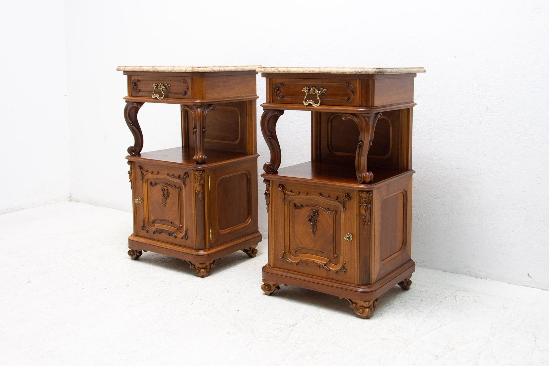 20th Century Pair of Fully Restored Historicist Bedside Tables, 1910, Austria For Sale