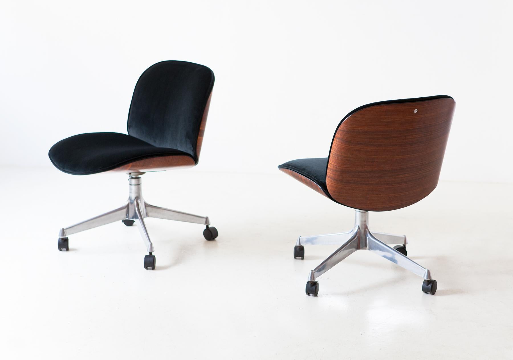 Mid-Century Modern Pair of Fully Restored Rosewood and Velvet Desk Chairs by Ico Parisi for MIM