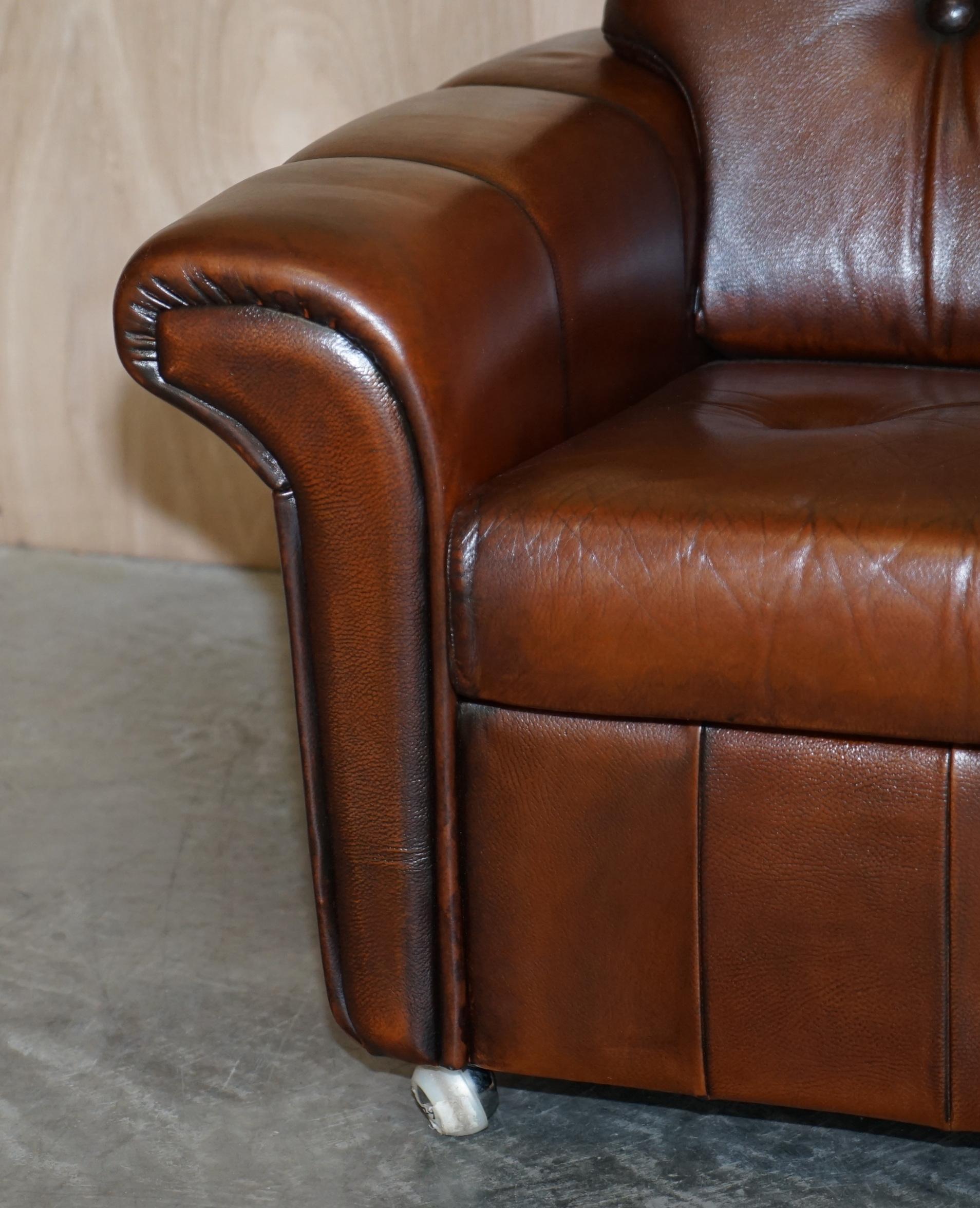 Pair of Fully Restored Vintage Dutch Mid-Century Modern Brown Leather Armchairs For Sale 11