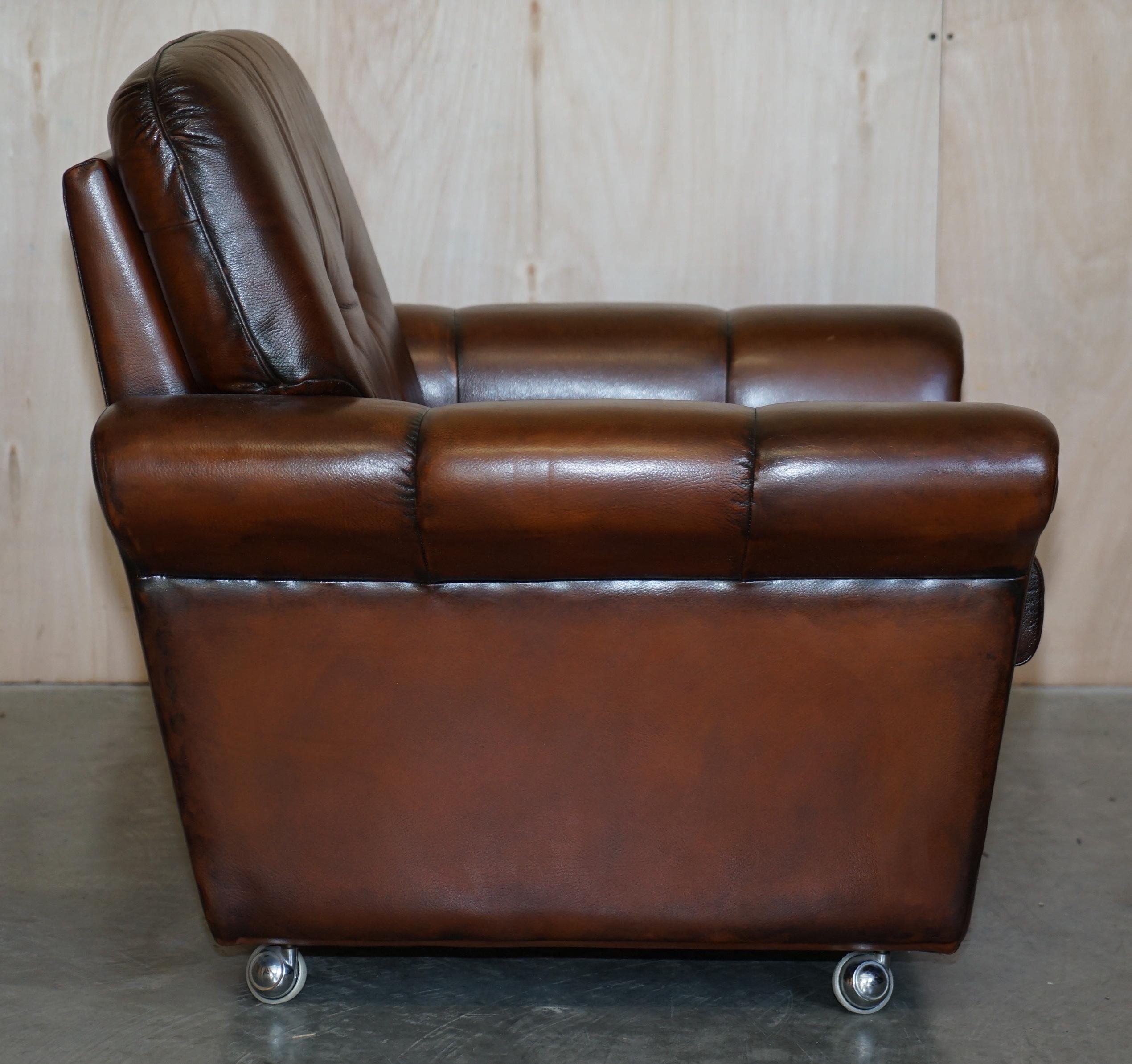 Pair of Fully Restored Vintage Dutch Mid-Century Modern Brown Leather Armchairs For Sale 11